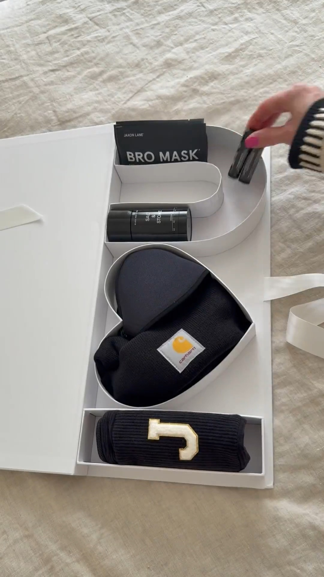 Gifts for Valentine’s Day #valentinesdaygufts 

#LTKSeasonal #LTKWatchNow #LTKMens

#LTKGiftGuide #LTKOver40 #LTKMostLoved

#LTKStyleTip #LTKFindsUnder50 #LTKFindsUnder100