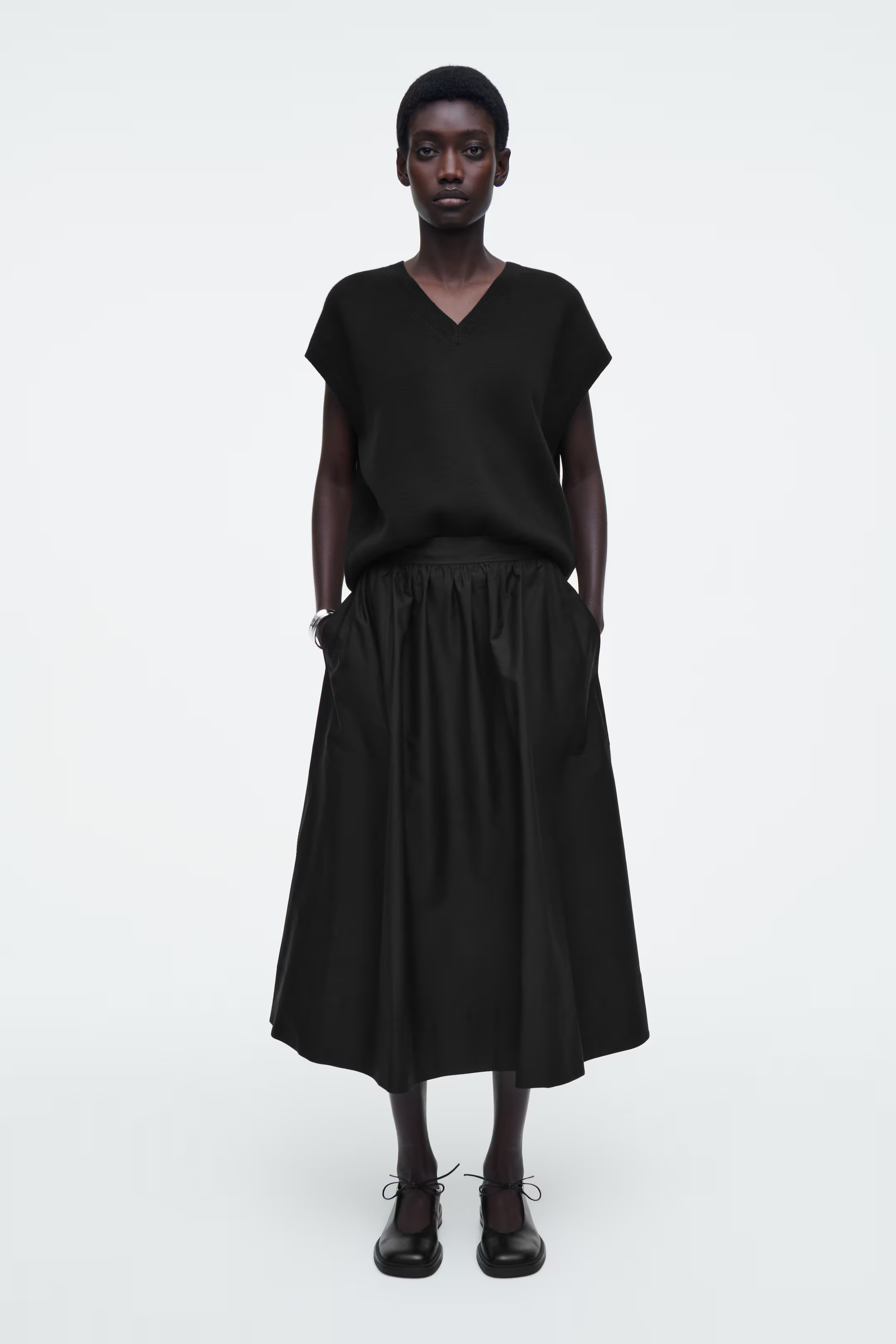 ELASTICATED MIDI SKIRT | H&M (UK, MY, IN, SG, PH, TW, HK)