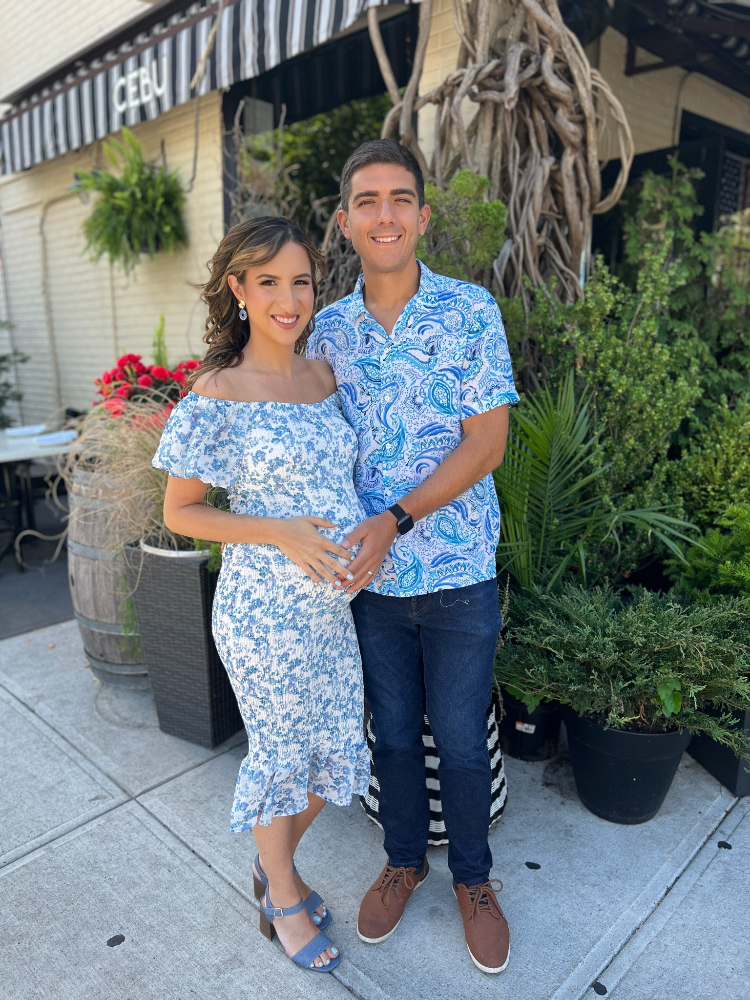 Baby, we can bearly wait to meet you 🩵 #babyboy #babyshower #wecanbearlywait #summerdress #dress #bluedress #cocktaildress