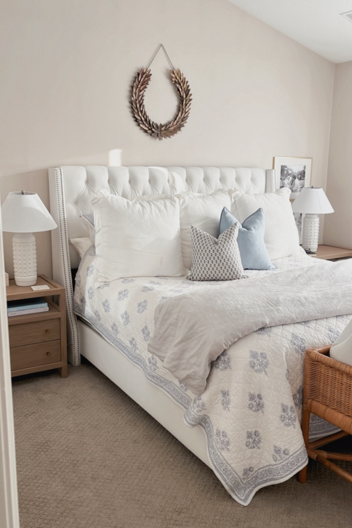 Bedroom, master bedroom, bedroom decor, bedroom furniture, neutral decor, coastal decor, bed, bench, home decor 

#LTKHome