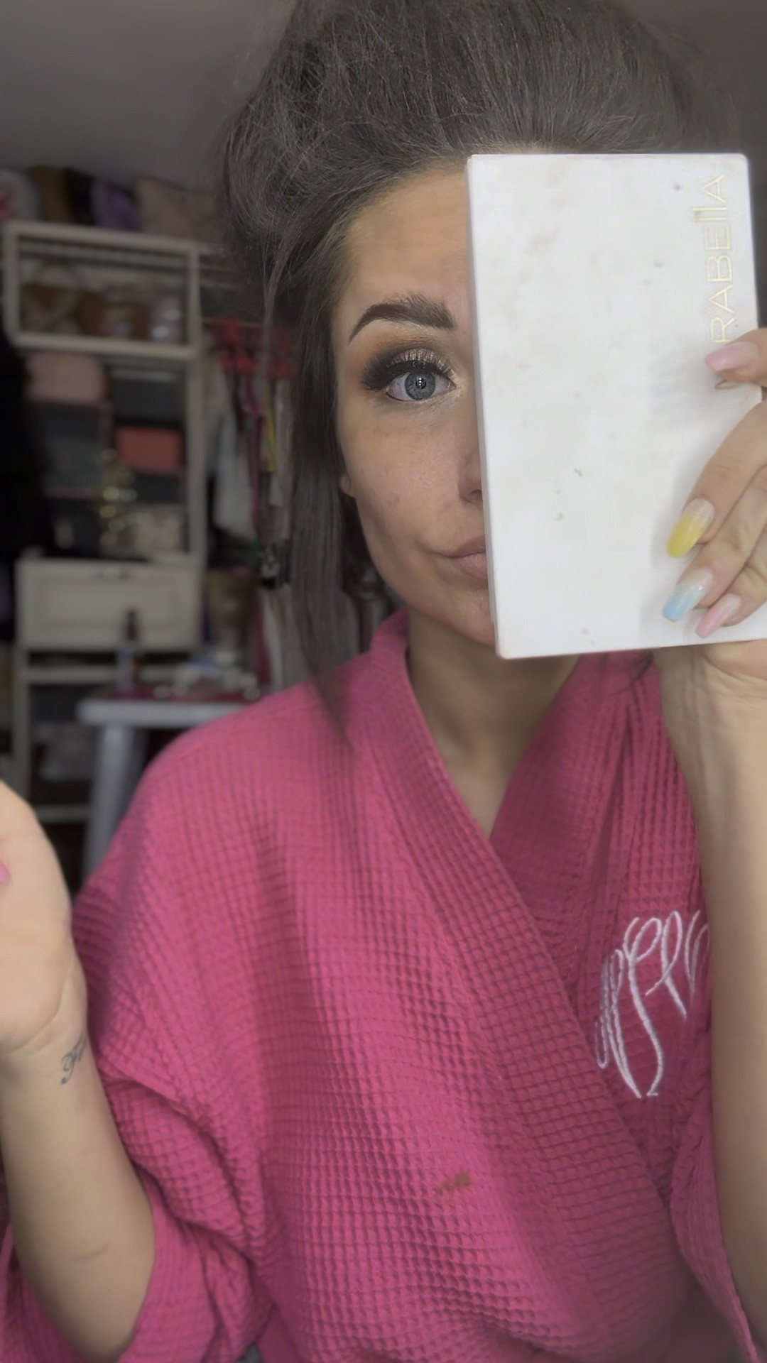 Before and after with the eye makeup! I get questions on applying lashes, winging liner and shadow colors so thought it would be easier to record and share with y’all! A full tutorial coming to the feed but my eye makeup is up on IG stories! Rounding up my eyeshadow favorites, liquid eyeliner, lash glue and some of my favorite lashes here! 

#LTKsalealert #LTKbeauty #LTKstyletip