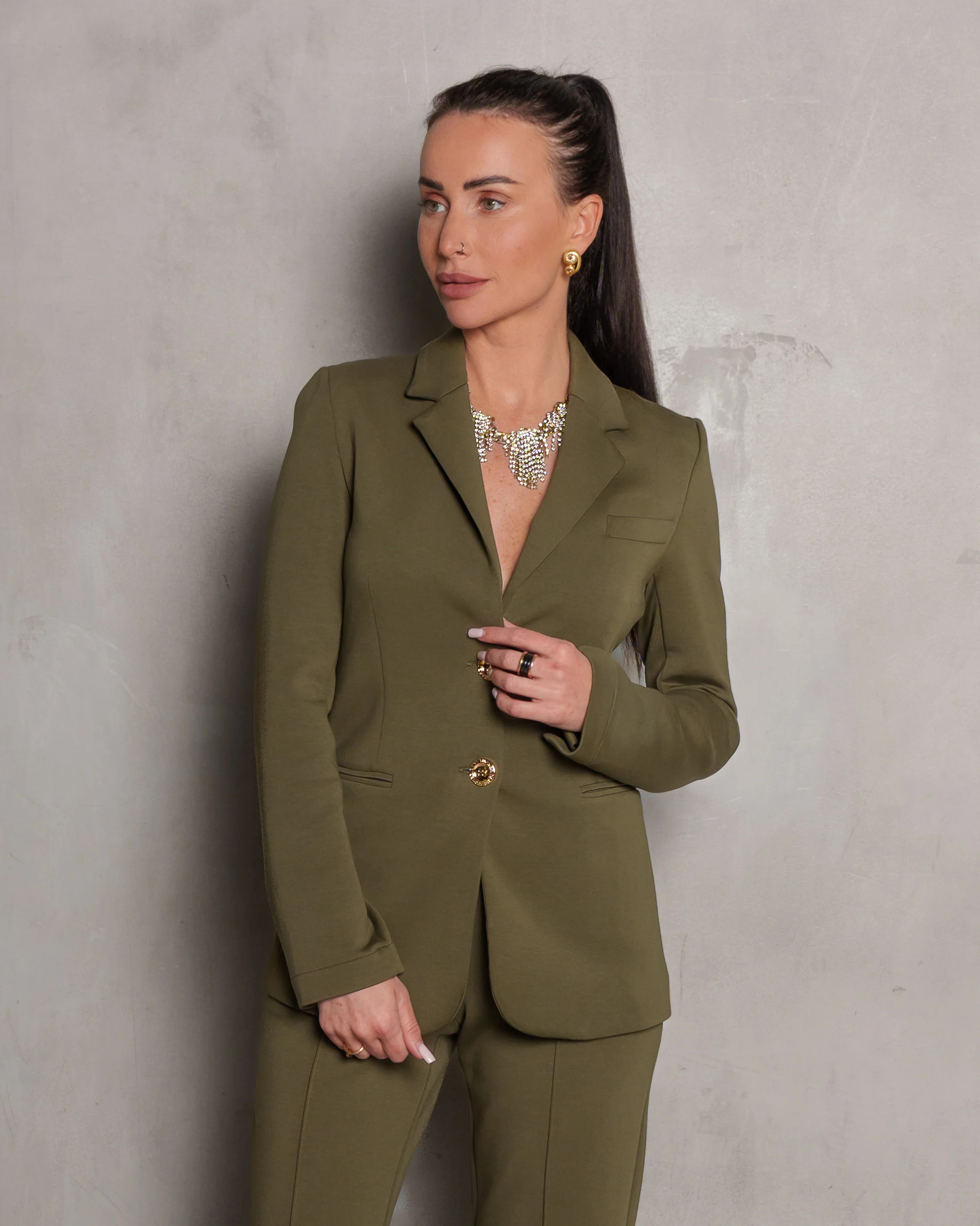 Morrison Ultra Luxe Blazer Olive | Care Tucker