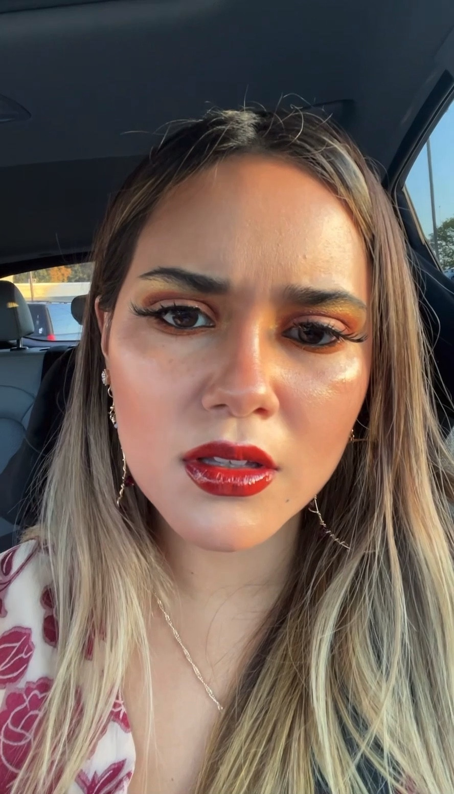 LET’S TALK RED LIPS

If you missed my IG stories on the reds that I use, I got you boo! Check my highlight “Product Links” or “Makeup” 

Here’s my most recently purchased red lip color that I didn’t get a chance to share! Here I’ve added a coat of gloss though I think I prefer it matte. 

Follow me on IG @Skarlett_Fever

#LTKbeauty #LTKstyletip #LTKwedding