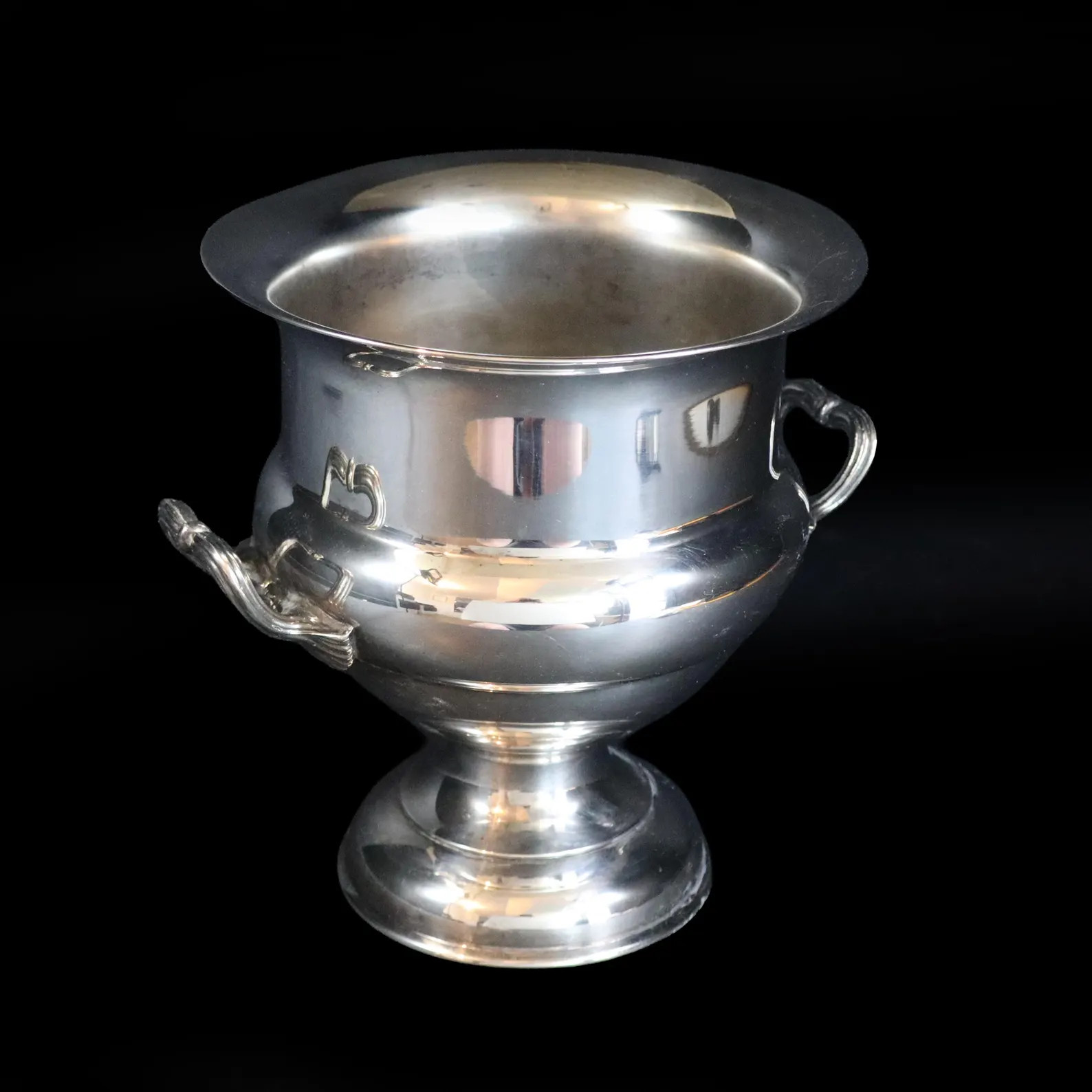Vintage English Cavalier Silver Plated on Copper Trophy Urn Champagne Ice Bucket - Etsy | Etsy (Global)