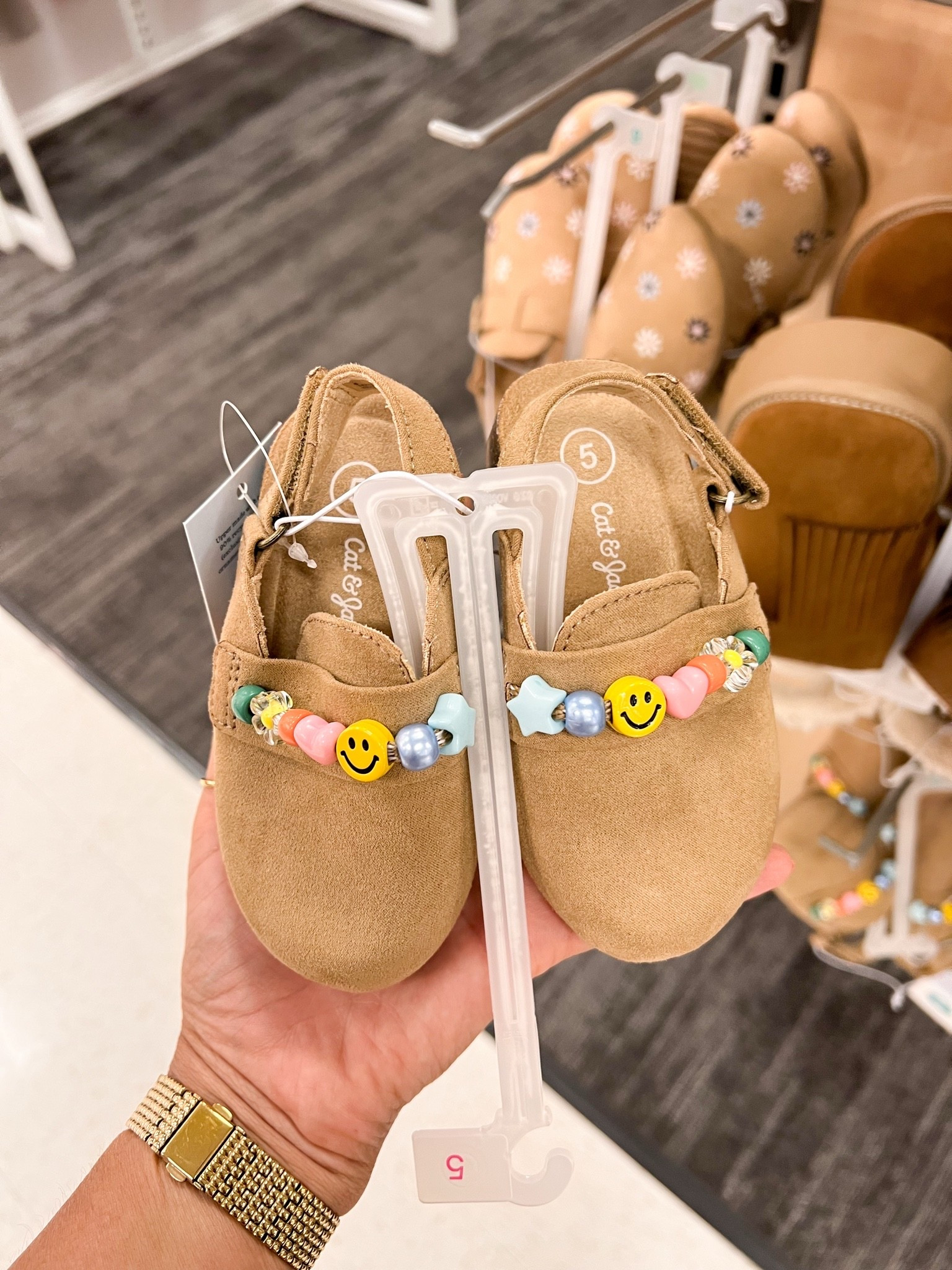 New toddler shoes at Target

Target finds, toddler girl, kids shoes

#LTKootd #LTKKids
