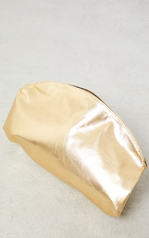 Gold Moon Shape Slouchy Clutch | PrettyLittleThing US