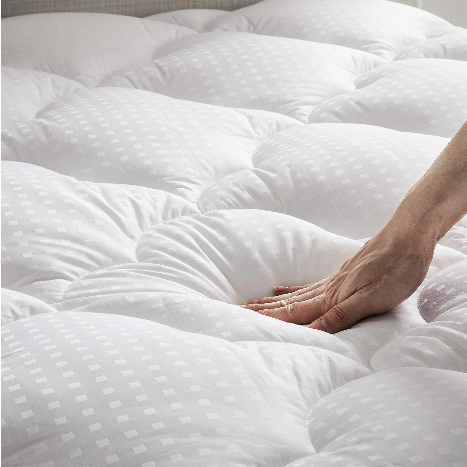Bedsure Cotton Mattress Pad King Size (up to 18 inches) - Deep Pocket, Quilted Mattress Cover wit... | Amazon (CA)