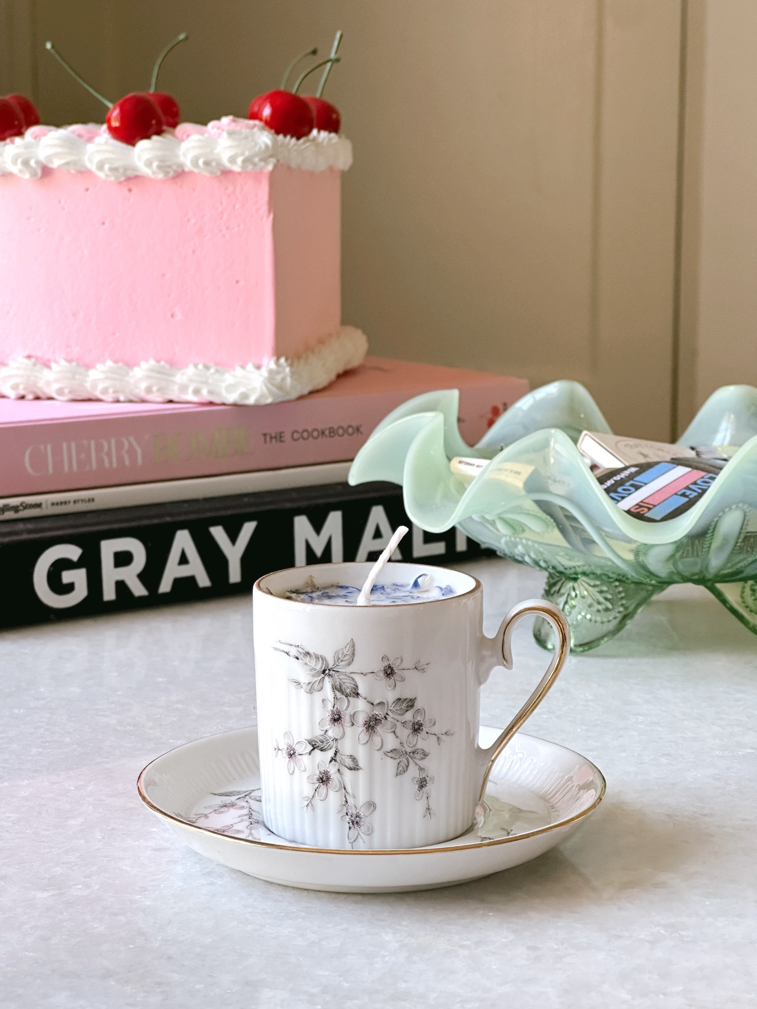 Home decor, studio apartment, tea cup candle, gift ideas, fake cake, coffee table decor, Etsy shops 

#LTKFindsUnder100 #LTKHome #LTKFindsUnder50