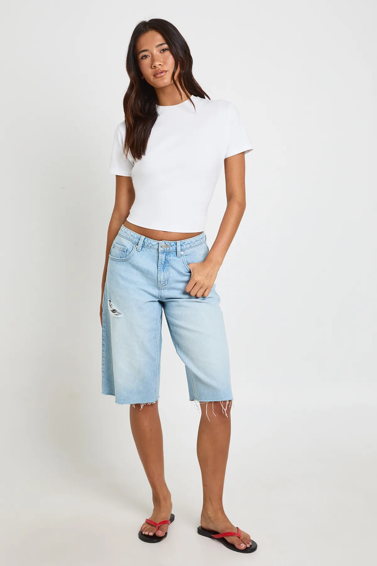 boohoo Women's Mid Waist Ripped Denim Jorts in Bleach Wash | Size: 8 | Boohoo.com (UK & IE)