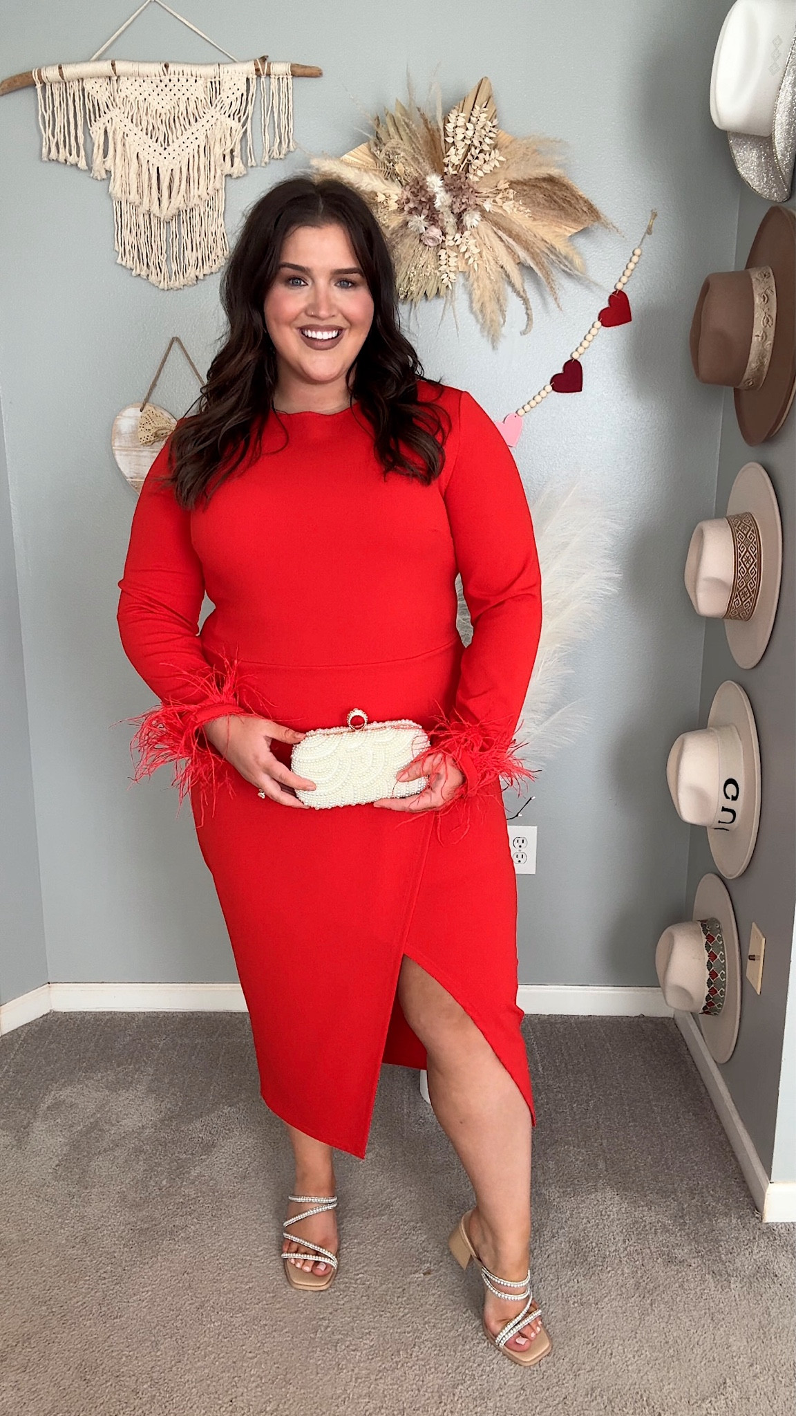 Amazon long sleeve red feather trim dress ❤️‍🔥 Valentine’s Day date night outfit inspo. Size XXL

#LTKPlusSize #LTKFindsUnder50 #LTKStyleTip