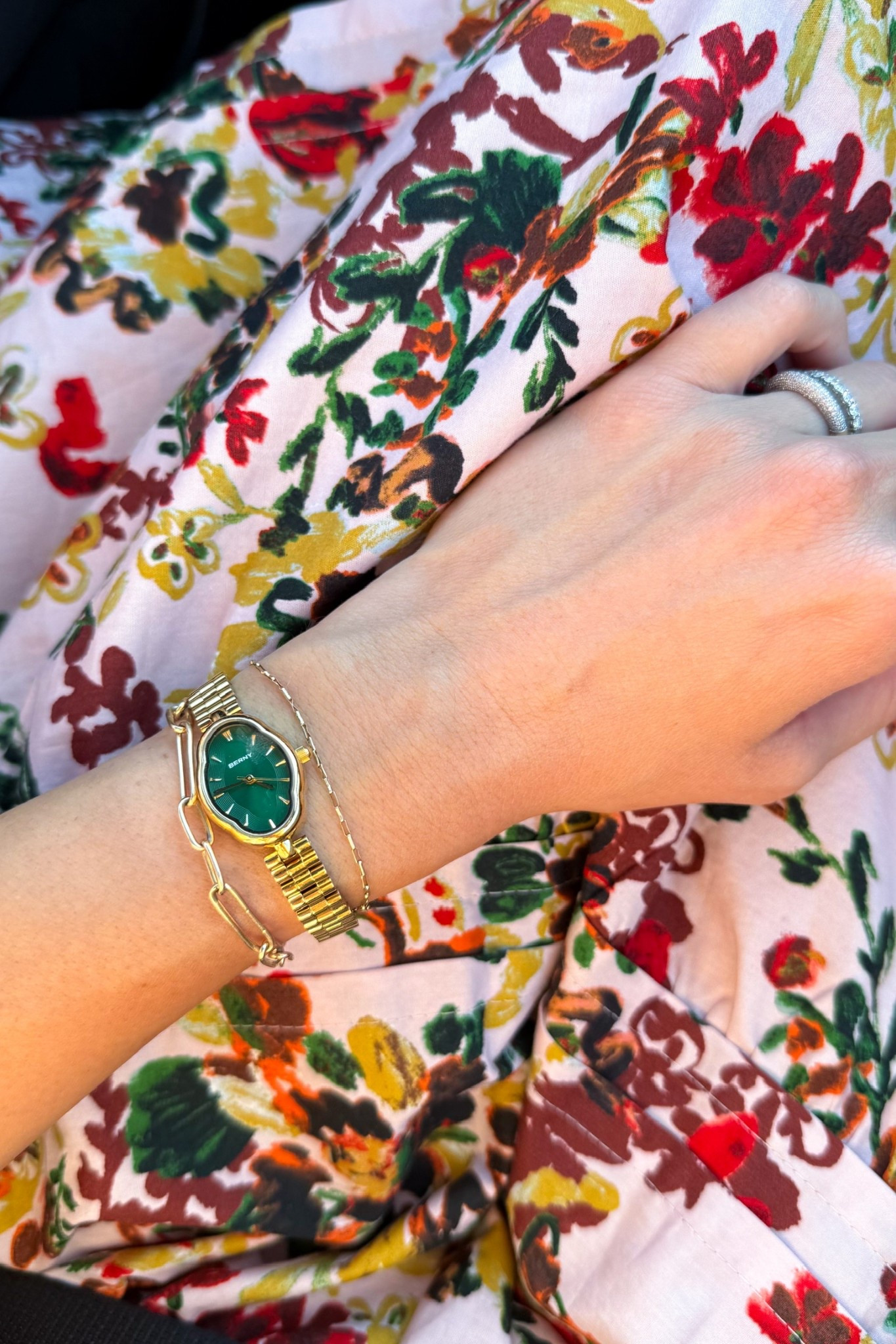 This watch is a recent Amazon find and I’m in love!! 

#LTKStyleTip