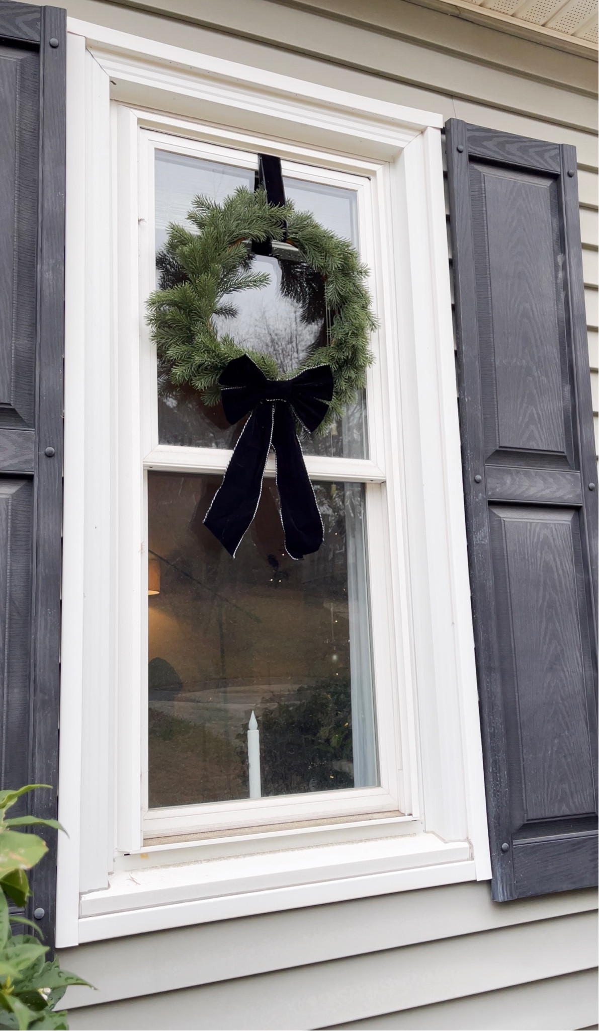 The wreaths I used on my windows last year are on sale!

#LTKsalealert #LTKHolidaySale

#LTKSeasonal