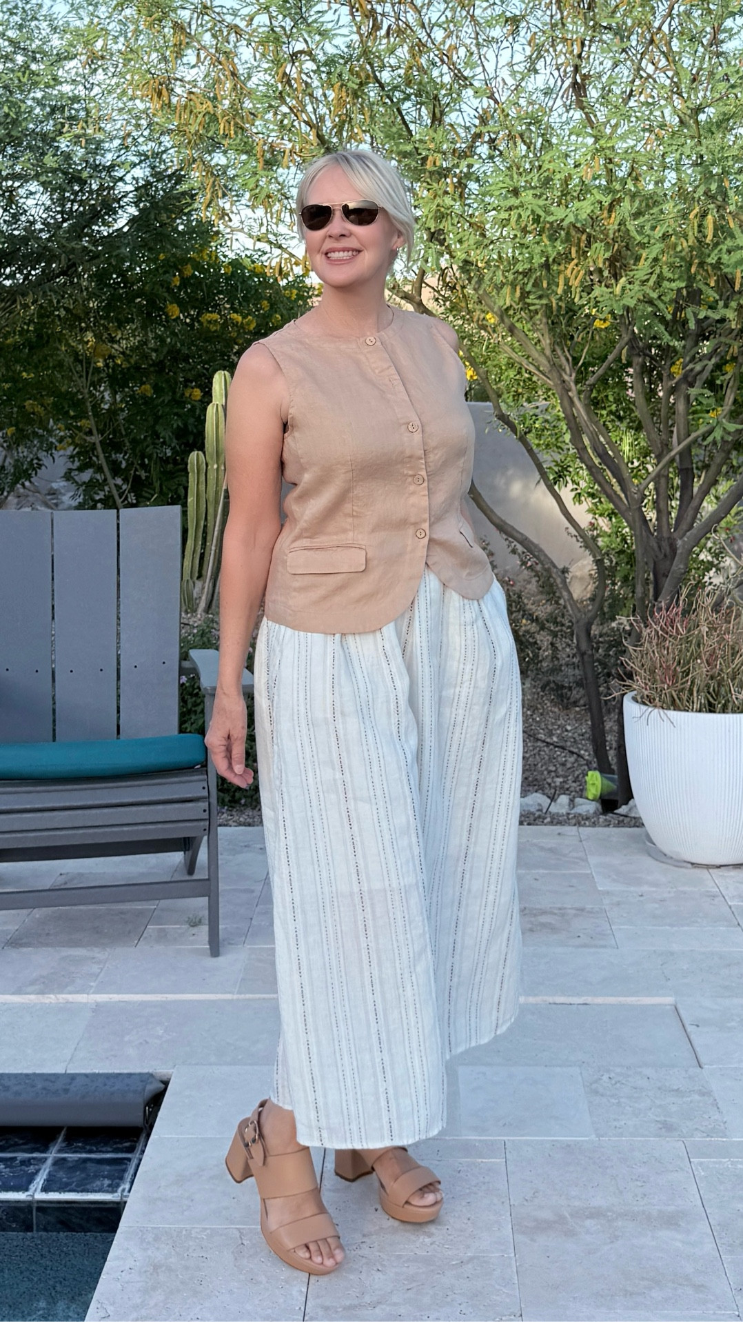 Linen sleeveless vest and flowy linen skirt go together so beautifully for a chic summer look 
Use code LINTICOSHN for 15% off site wide