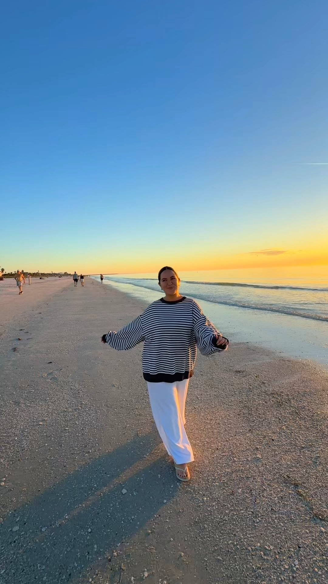 comfy cozy fit from aerie ☁️ wearing a M short bottoms and M top!

#LTKPetite #LTKootd #LTKFindsUnder50