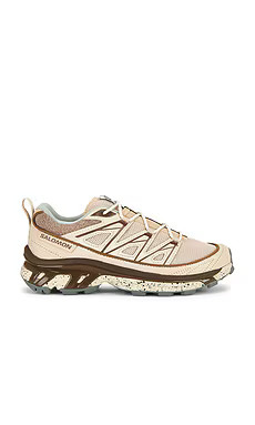 Salomon XT-6 Expanse Cozy Sneaker in Oxford Tan, Earth Brown & Spicy Mustard from Revolve.com | Revolve Clothing (Global)