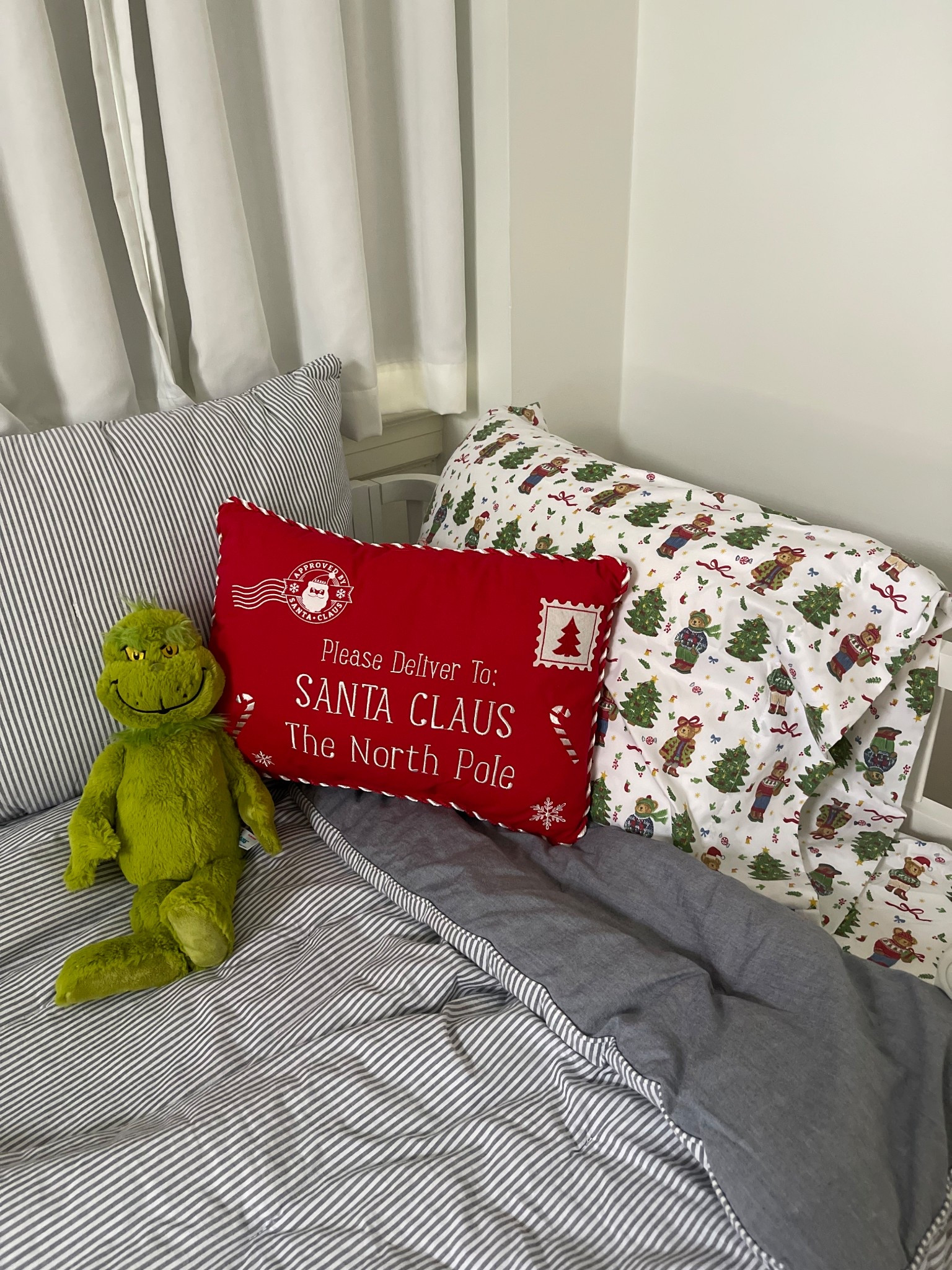 Christmas bedding
Toddler bedroom bear sheets
Ralph Lauren Christmas 