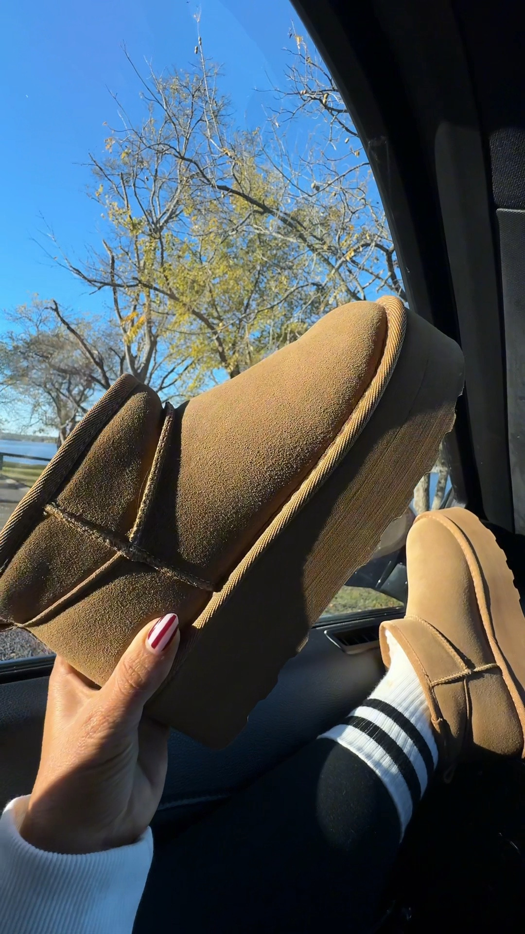 Cozy platform boots🤎🍁

#LTKShoeCrush #LTKU #LTKGiftGuide