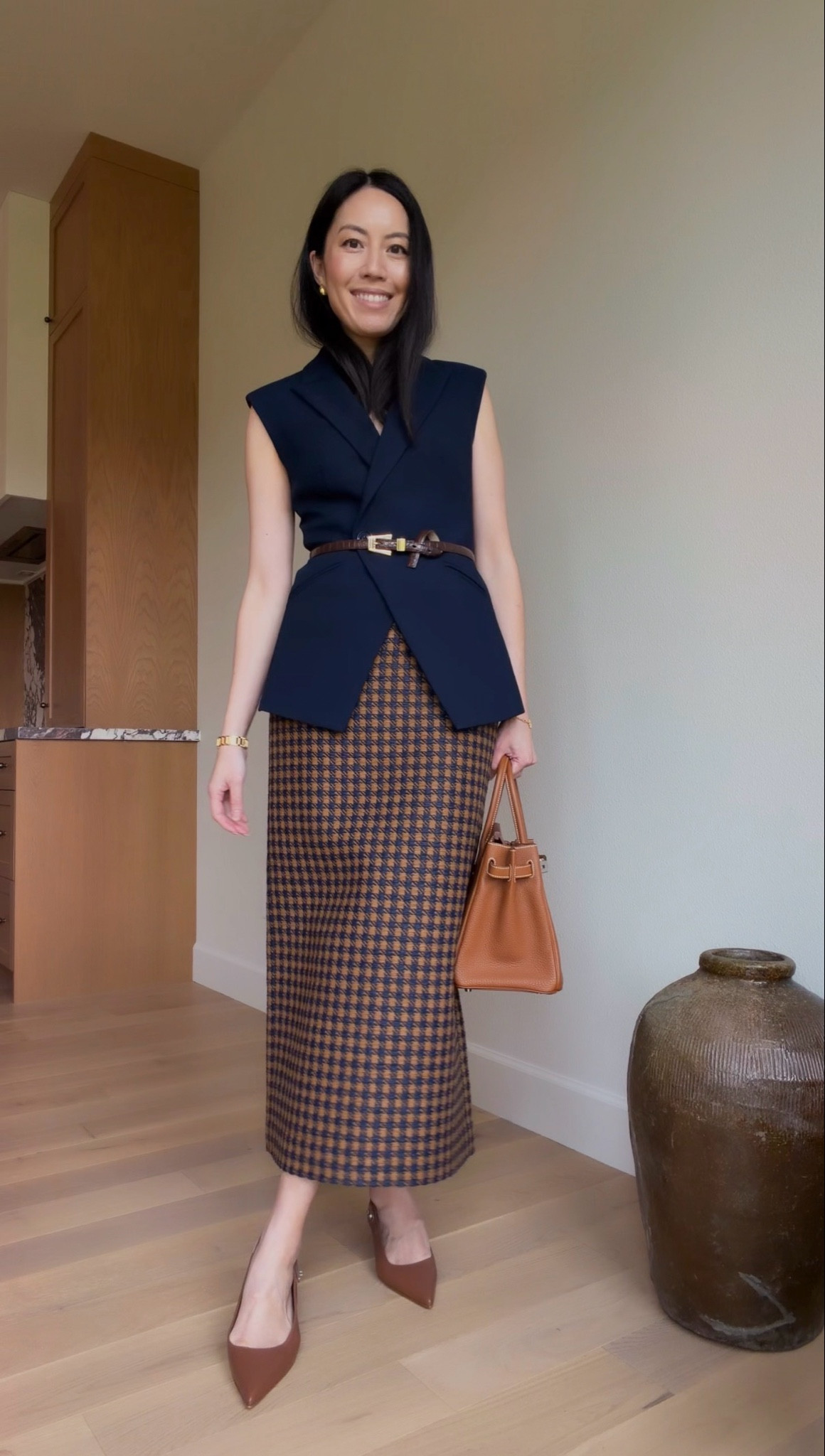 Vest in stock now - get it before it’s gone. 


#VeronicaBeard
#classicstyle
#springoutfit
#summeroutfit
#summerworkwear

#LTKootd #LTKSeasonal #LTKmomlife