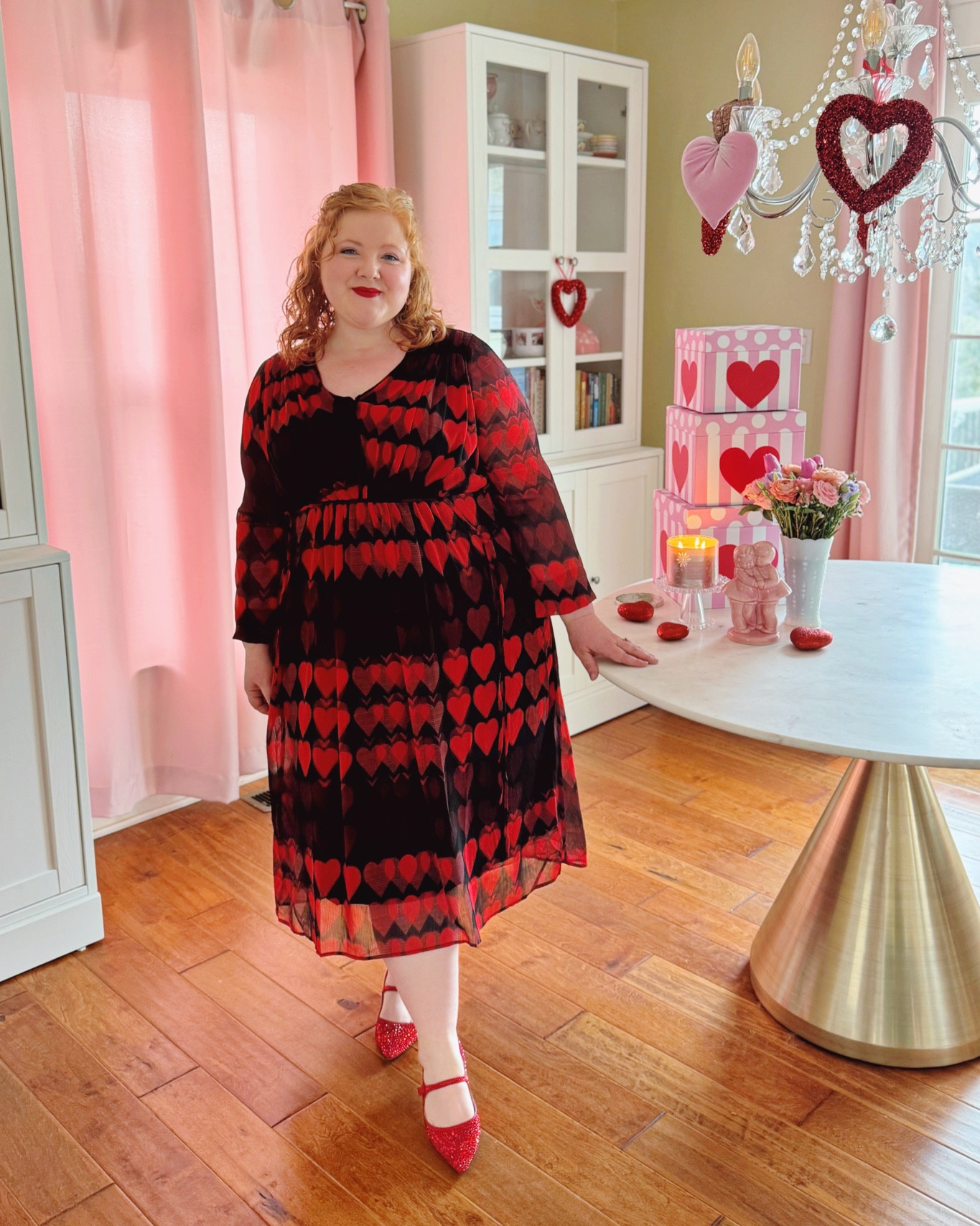Valentine’s Day Outfit Idea | Some heart prints are a little too saccharine for some, so here’s a more sophisticated and romantic option. 

Dress size 16/18 @ullapopkenusa
Red heart earrings @kendrascott (old)
Kate Spade sparkle flats @katespadeny 



#LTKSeasonal #LTKfindsunder100 #LTKplussize