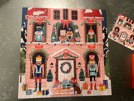 CHRISTMAS PUZZLES!!! Because there’s no better time for a puzzle than Christmas break ;)