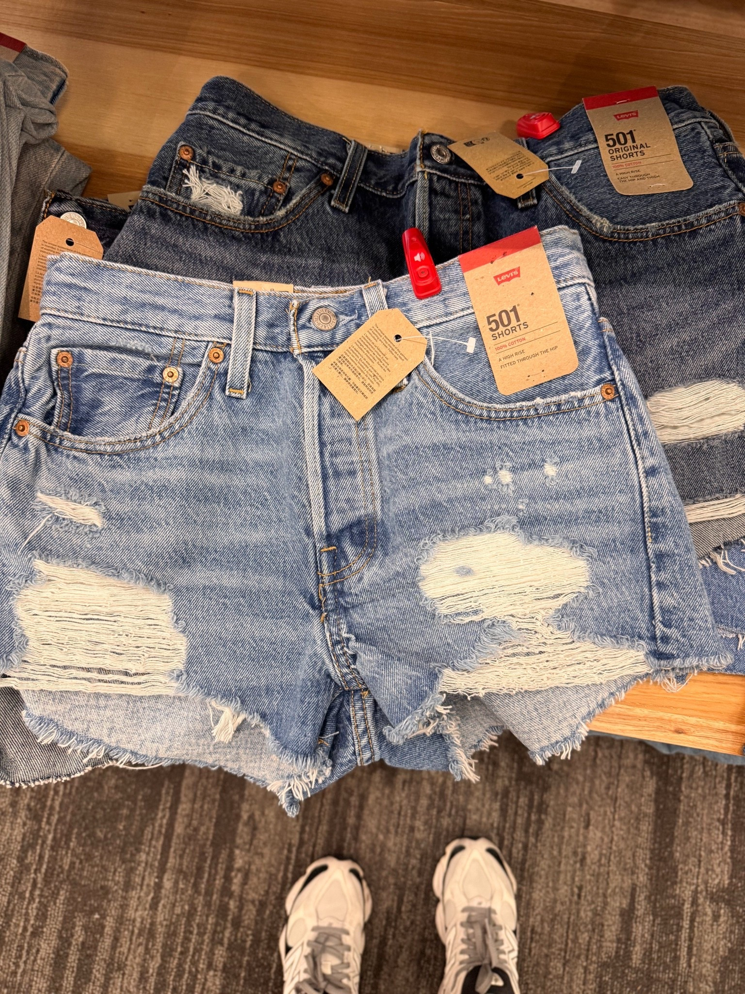 Levi’s shorts on sale.

#LTKSaleAlert #LTKgrwm