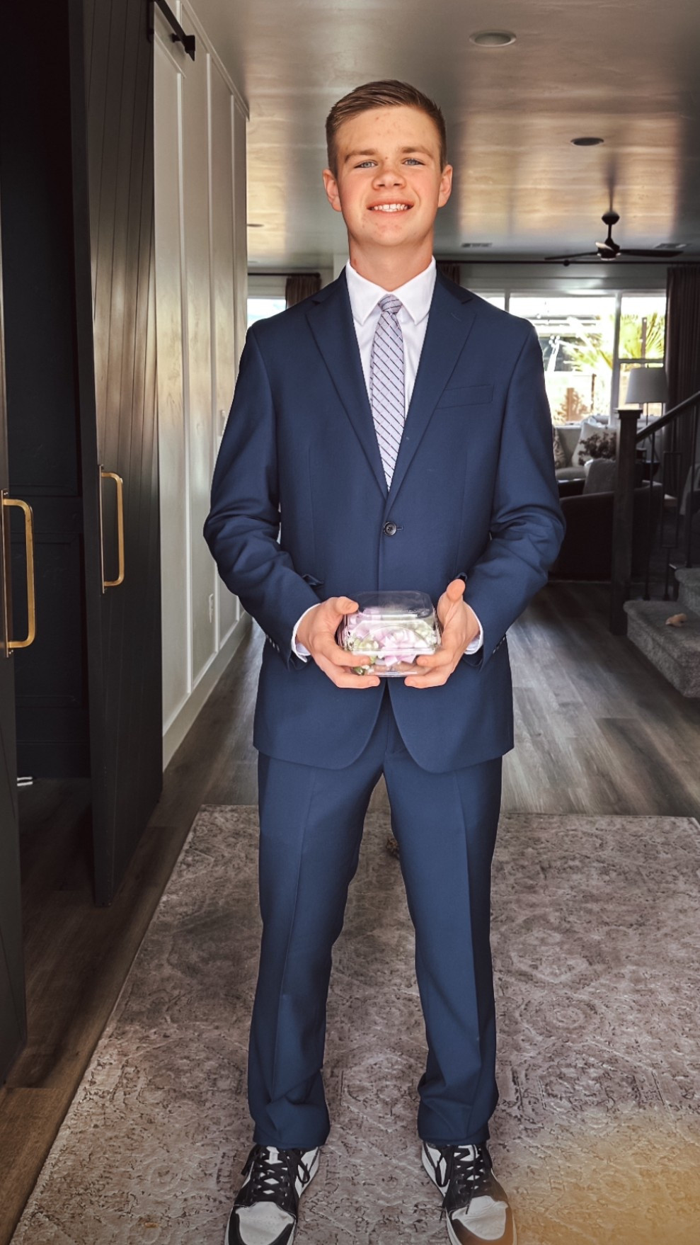 This suit I linked the other day is even cheaper now! A lot of you grabbed one before- so I’m sorry! Spencer is wearing a 38R and that comes with a 31 in waist 32 length pant. 

#LTKSaleAlert