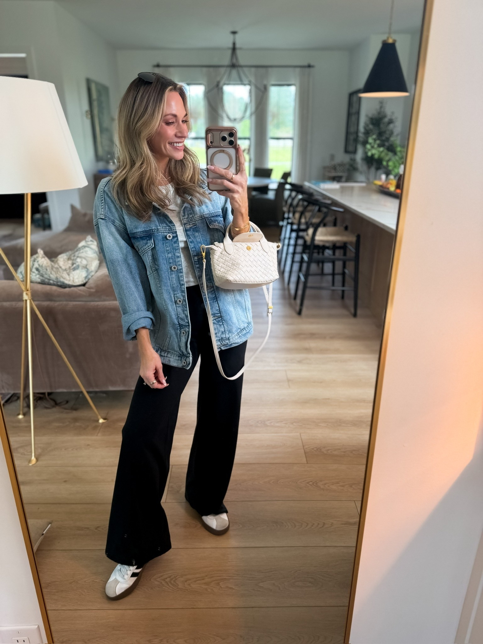 I reach for this oversized denim jacket all the time & I love it paired with these wide leg no front seam pants!