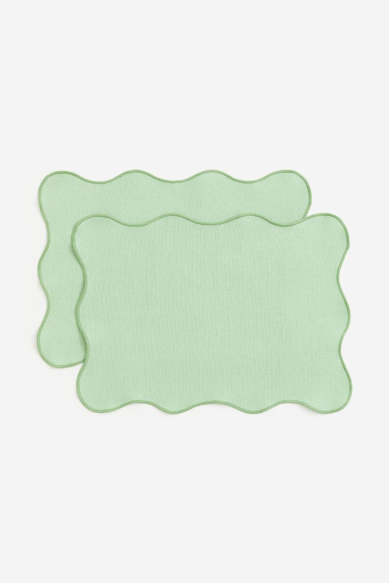 2-pack Scallop-edged Placemats - Light green - Home All | H&M US | H&M (US + CA)