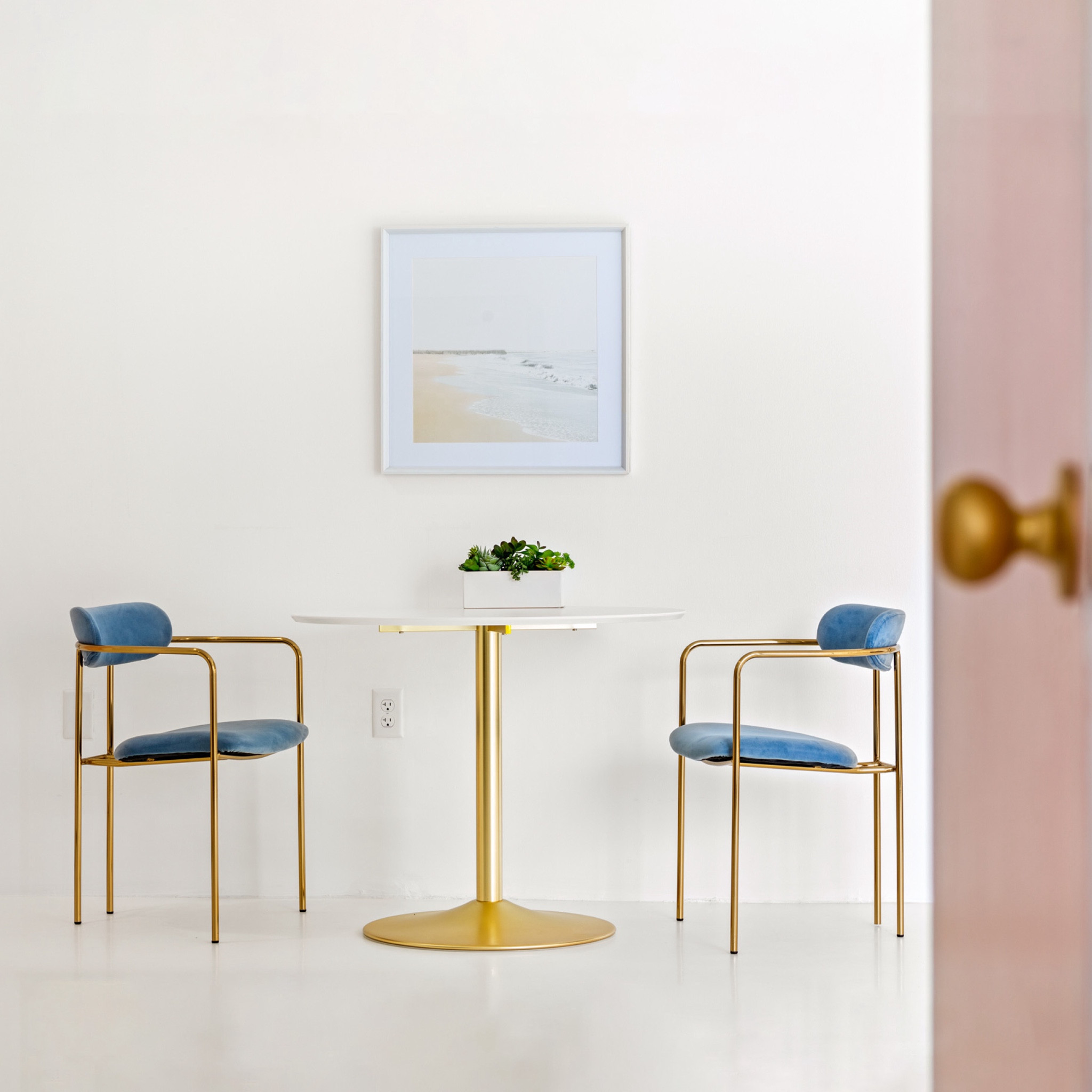 this forgotten corner of the #goldengirlscondo turned out to be the perfect little nook for a dining table and chairs. fresh white paint and epoxy floors really brightened up the space, and these affordable furniture finds added a touch of retro glam for this mid-century modern condo. #dwelloctober

#LTKhome