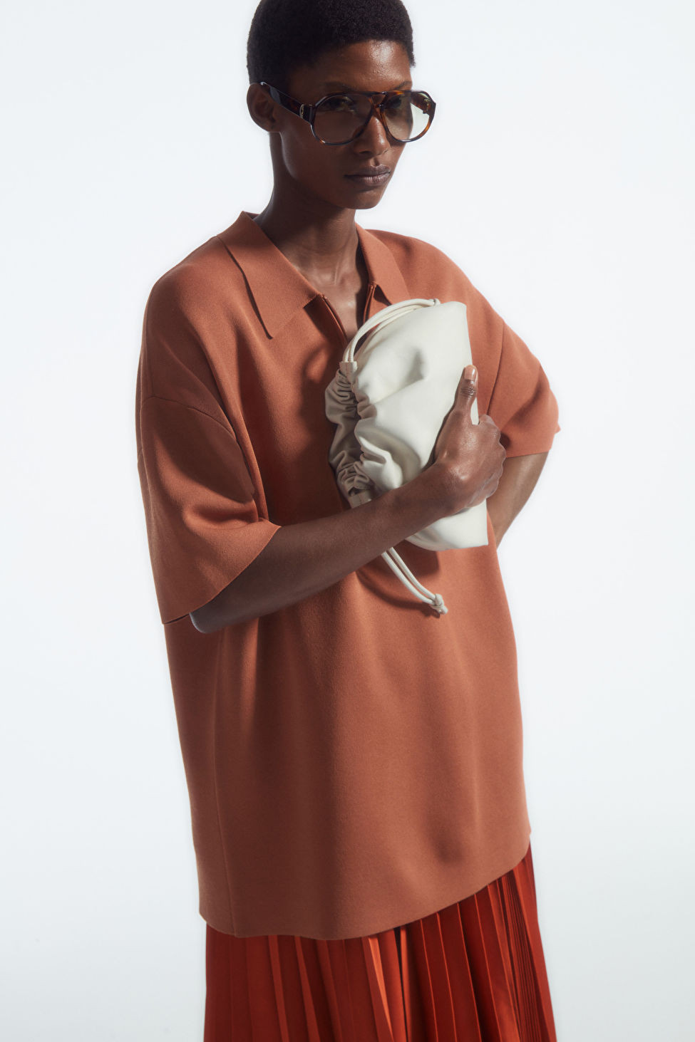 MINI CAVATELLI CLUTCH - LEATHER | COS UK