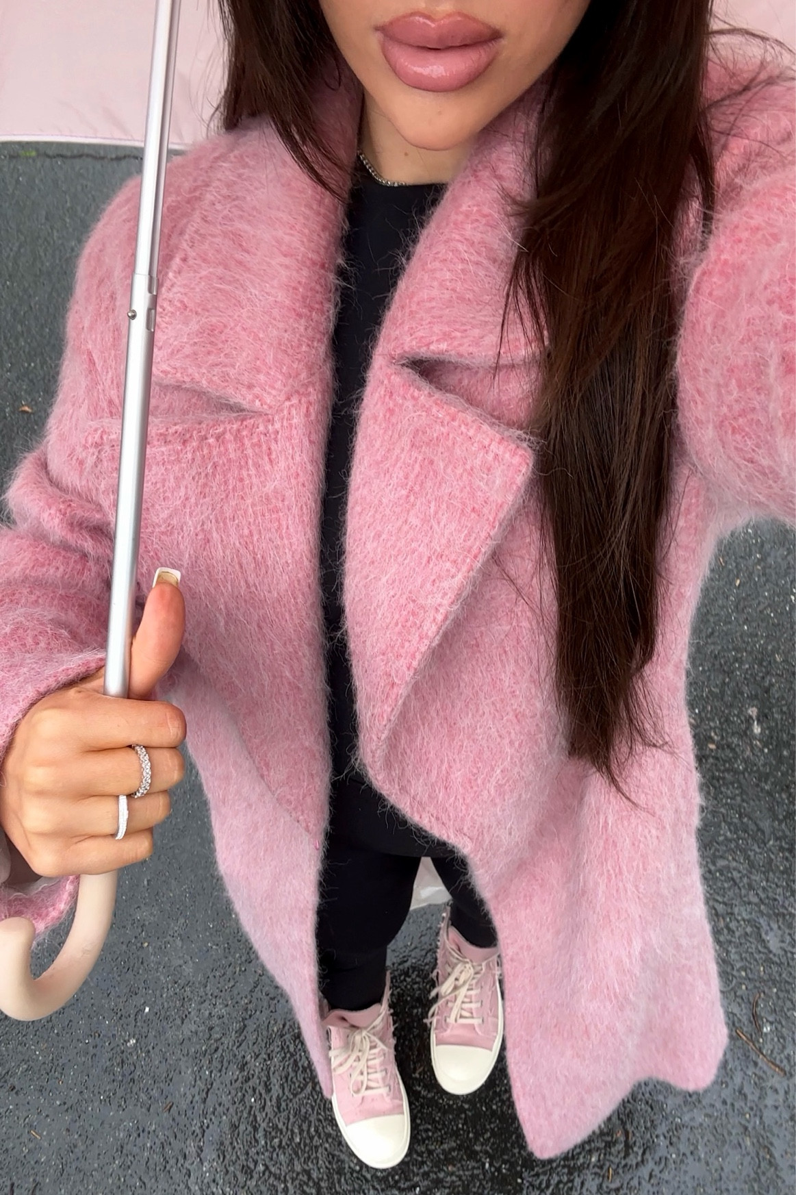 A pink outfit for this gloomy day 🎀🩷 coat is from Zara! 
#outfits #ootd 