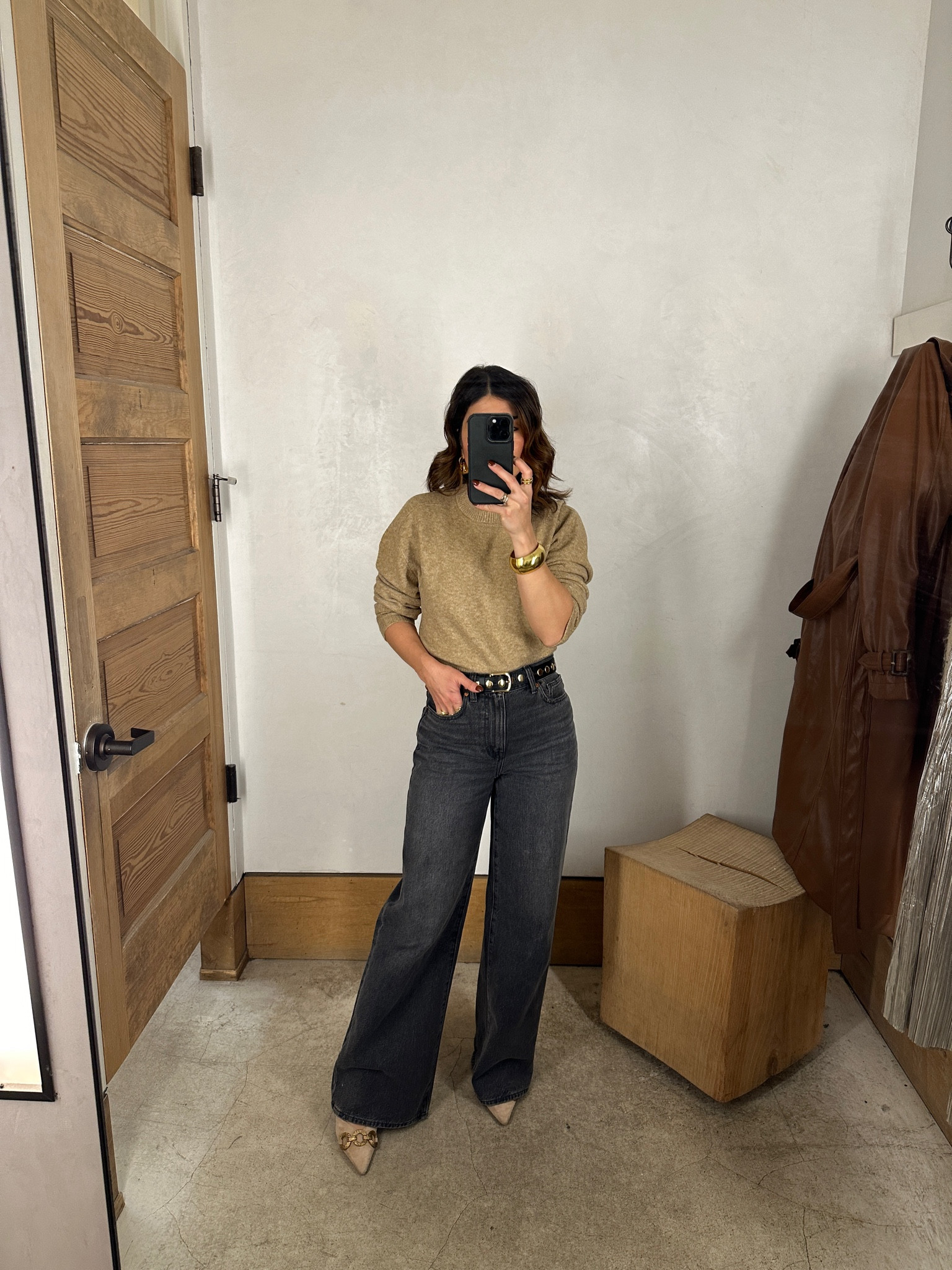 Take 40% off my favorite Madewell jeans with code “madebetter”
They run tts. I’m wearing size 24 regular

#LTKCyberWeek #LTKHoliday #LTKSaleAlert