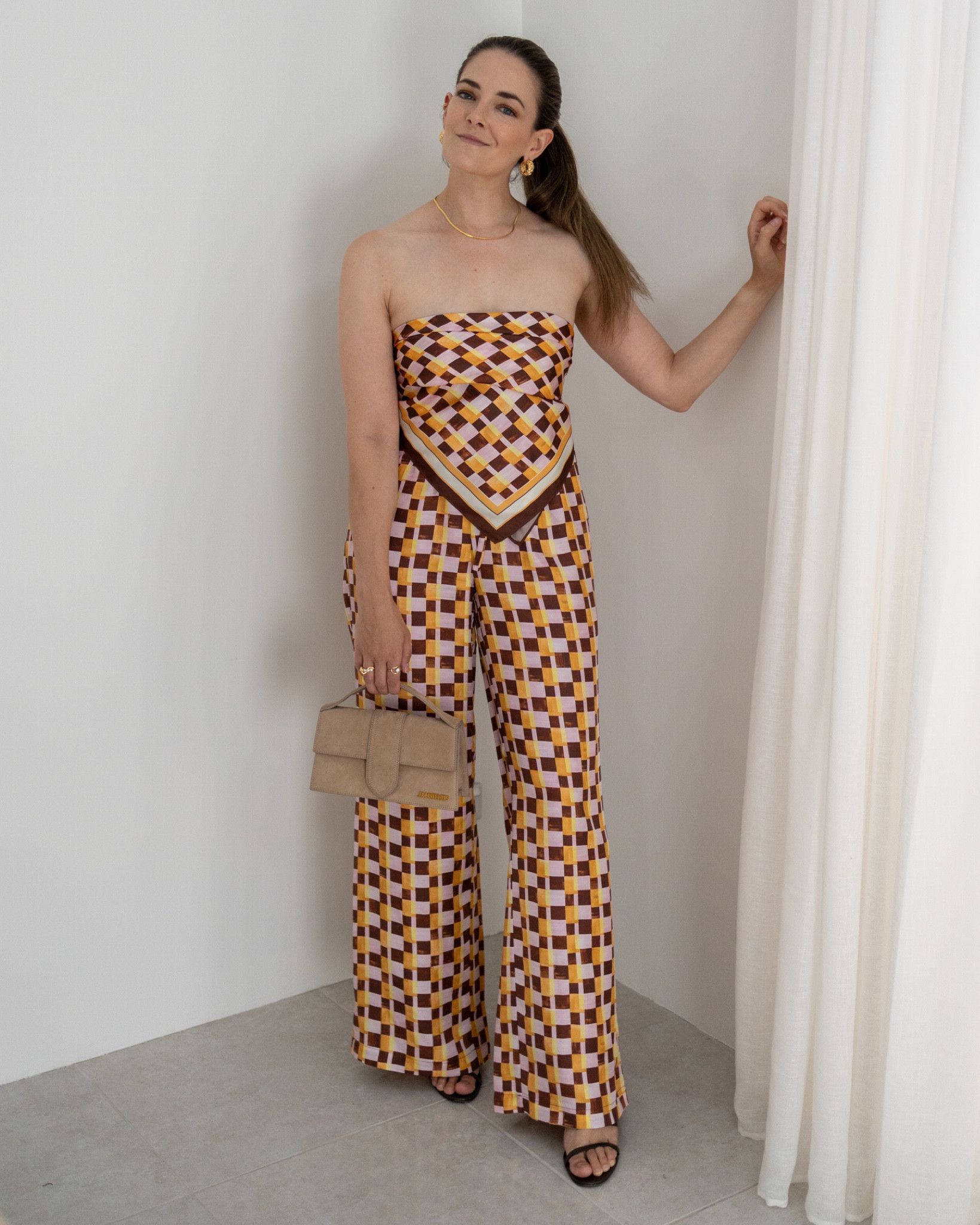 Loved these silk pants for occasions. Grab them and the matching shirt during the Venroy 50% off sale. I’m wearing size small 

#LTKstyletip #LTKsalealert #LTKaustralia