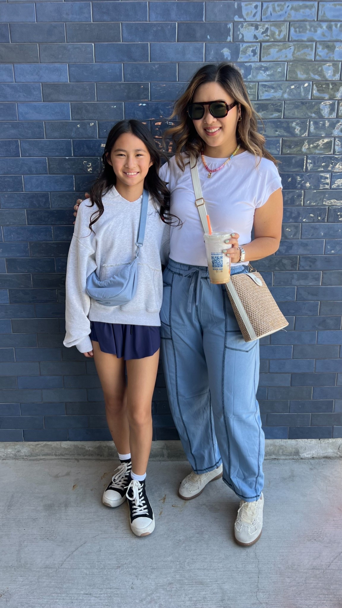 Mom and Tween Weekend OOTD // Amazon Fashion // Abercrombie 
My Tee: Medium
Barrel Pants: Small 