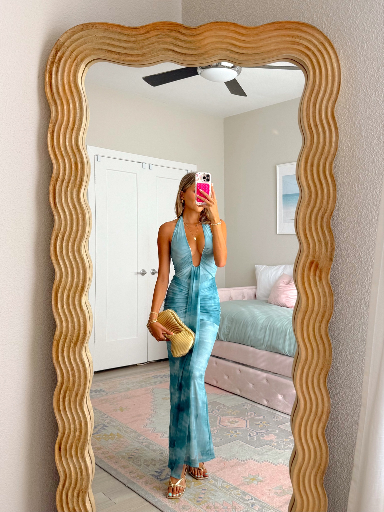 Bachelorette party outfit ideas for the “Last Toast On The Coast” theme 🌴🐚🥂 - bride to bes save this for while you’re planning / to send to your group for vacation outfit ideas 