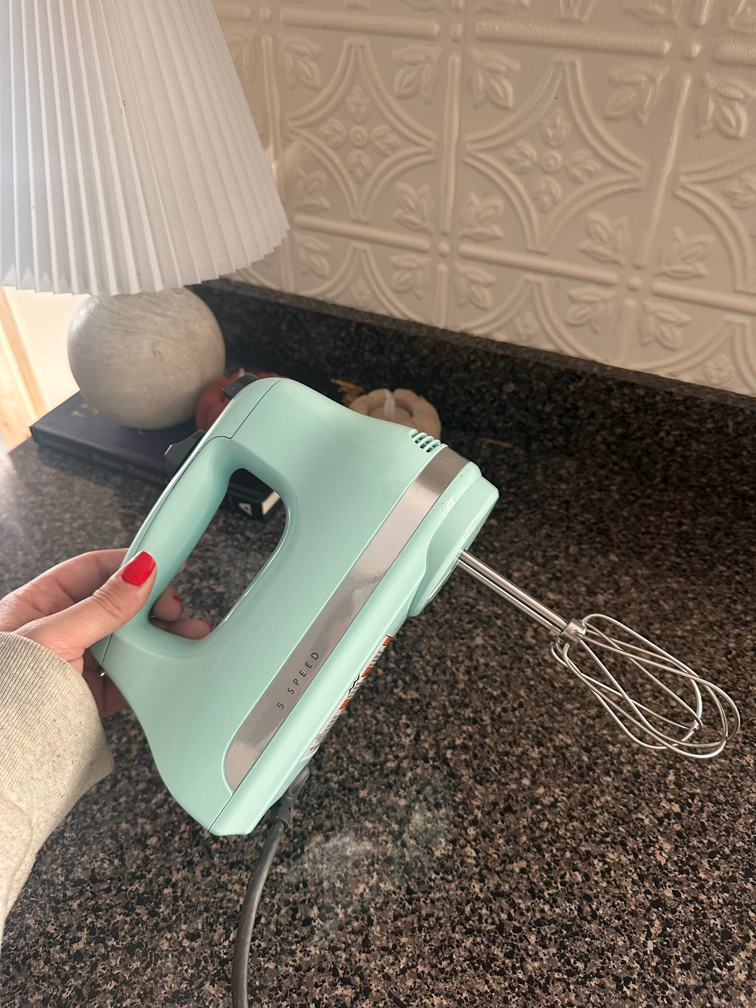 My kitchen aid mixer is on sale! Kitchen aid mixer + kitchen essentials + home kitchen appliances + prime day deals

#LTKHome #LTKSaleAlert #LTKxPrimeDay