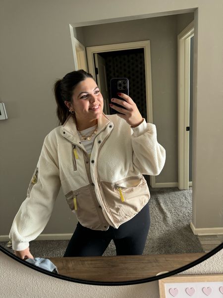 My casual midsize winter outfit of the day! The Sherpa jacket is from Madewell, I will love my plain white tees from target and they’re only $10, leggings are from Amazon and charm necklace is from target 

#LTKfindsunder50 #LTKmidsize #LTKstyletip