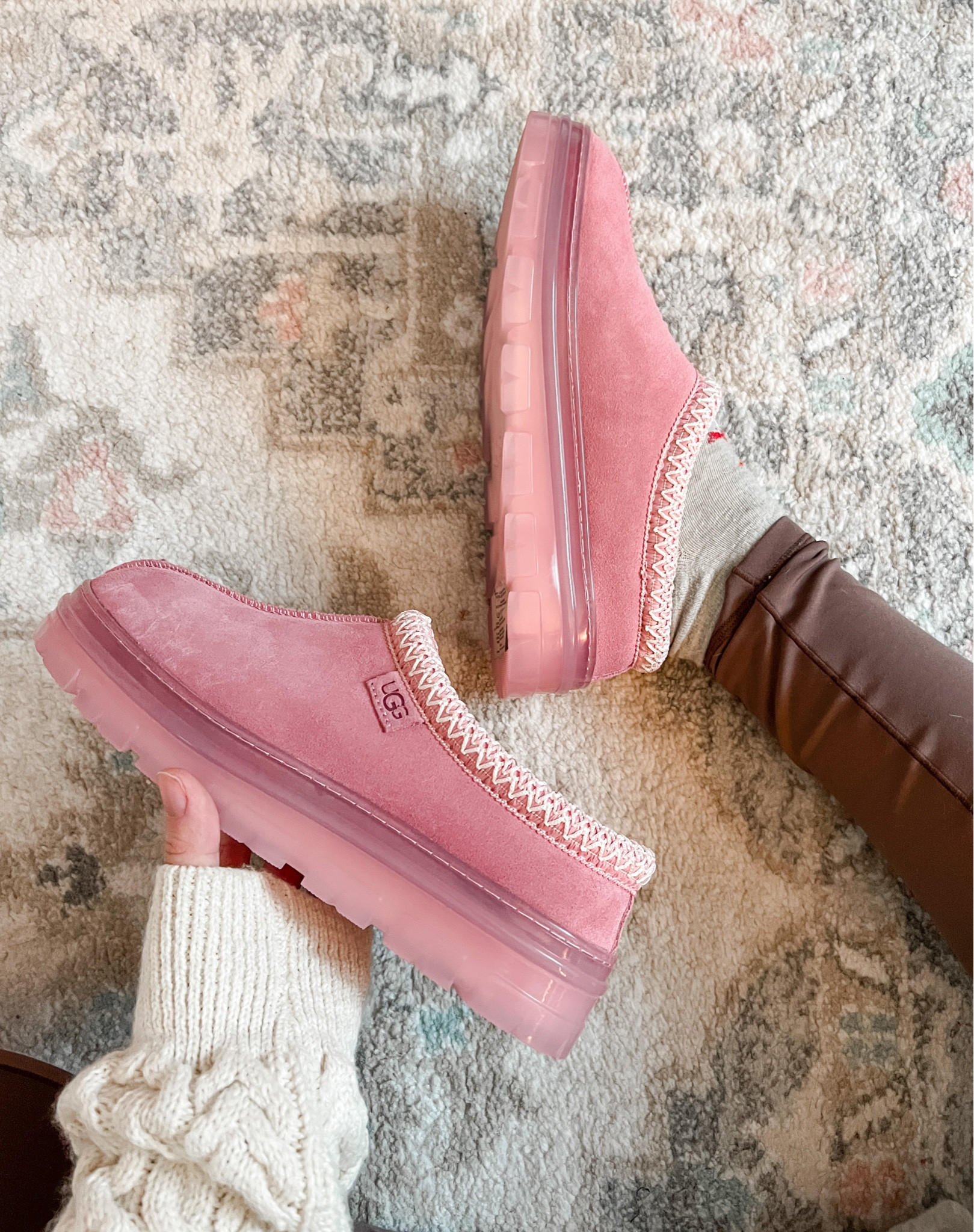 Ugg Tasman slippers, Uggs, gifts for her, gift ideas for her, Ugg slippers, Tasman shoes, women’s slippers

#LTKshoecrush #LTKSeasonal #LTKGiftGuide