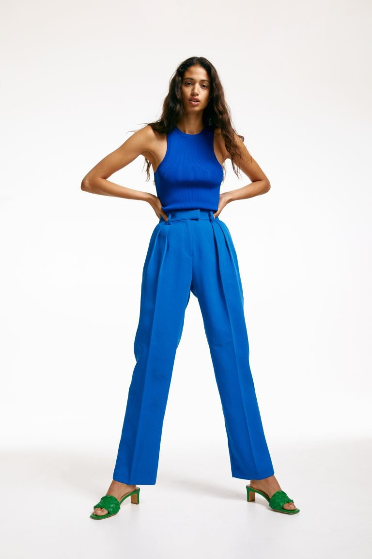 High-waisted tailored trousers | H&M (US + CA)