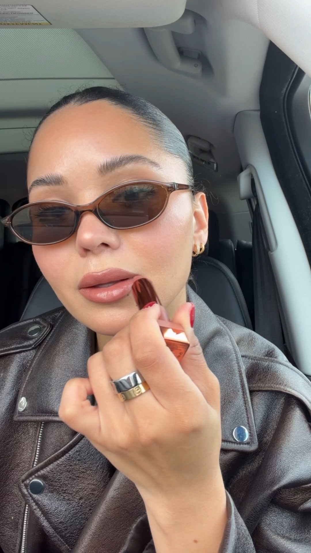 @Natasha Denona lipstick 12.5 NB 
I need a rose lipstick 