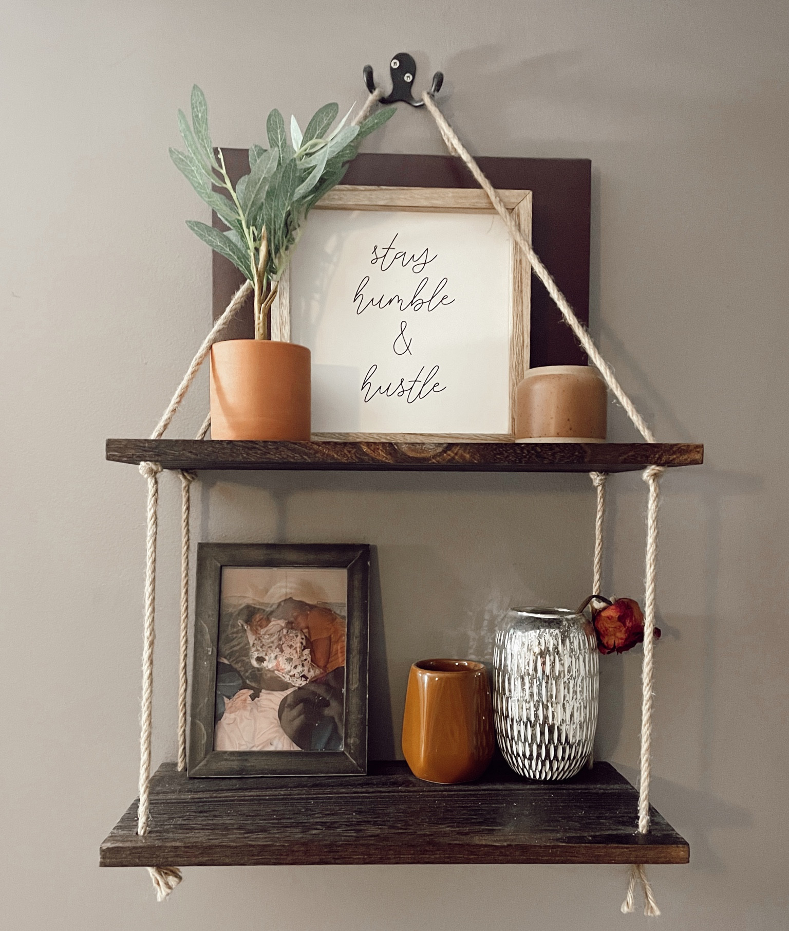 Home decor🍂

#amazon #amazonhome #shelf #hangingshelf #candle #plant #falldecor 

#LTKfindsunder50 #LTKSeasonal #LTKhome