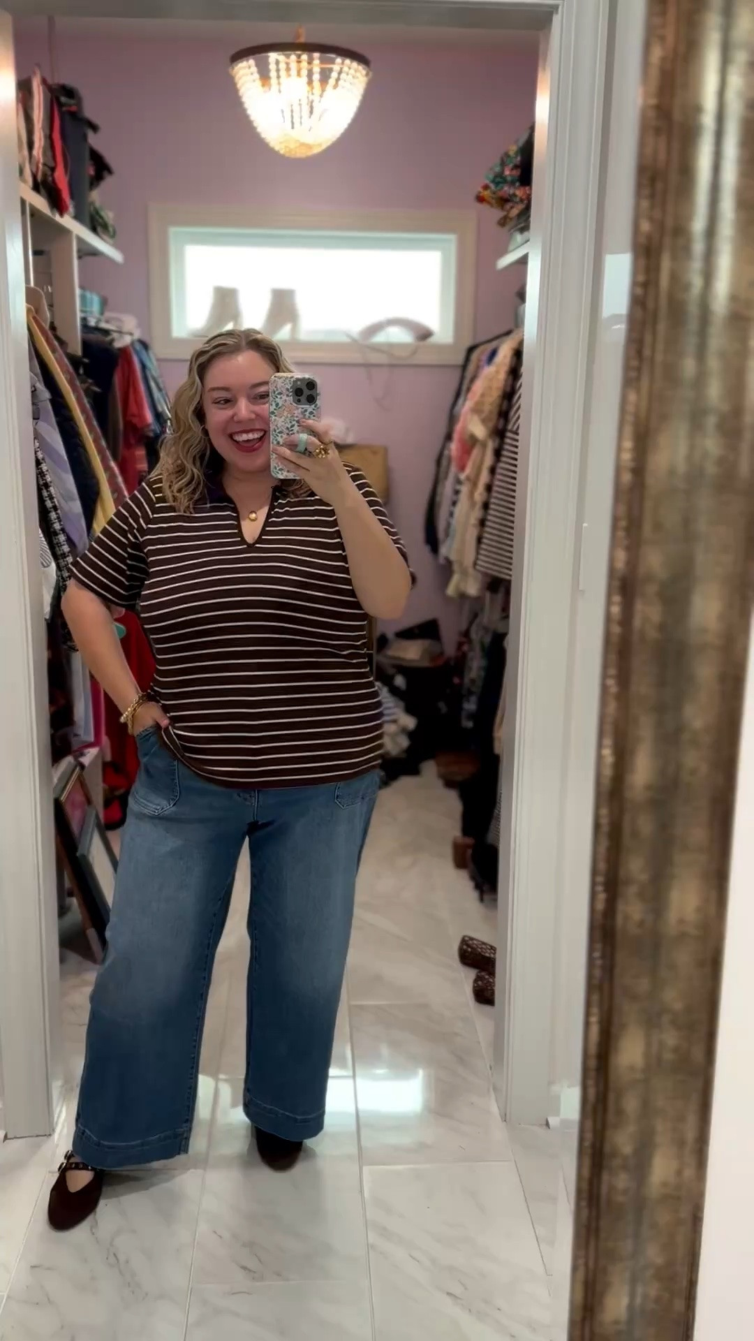 🤎 Happy happy Thursday. Here’s the outfit of the day 🤎 I love this new top from Old Navy. It’s super cute and comfy and great to transition to fall. My jeans are Chic Soul and you can use code OLIVIA820 to save on their website.

#LTKSaleAlert #LTKPlusSize #LTKootd