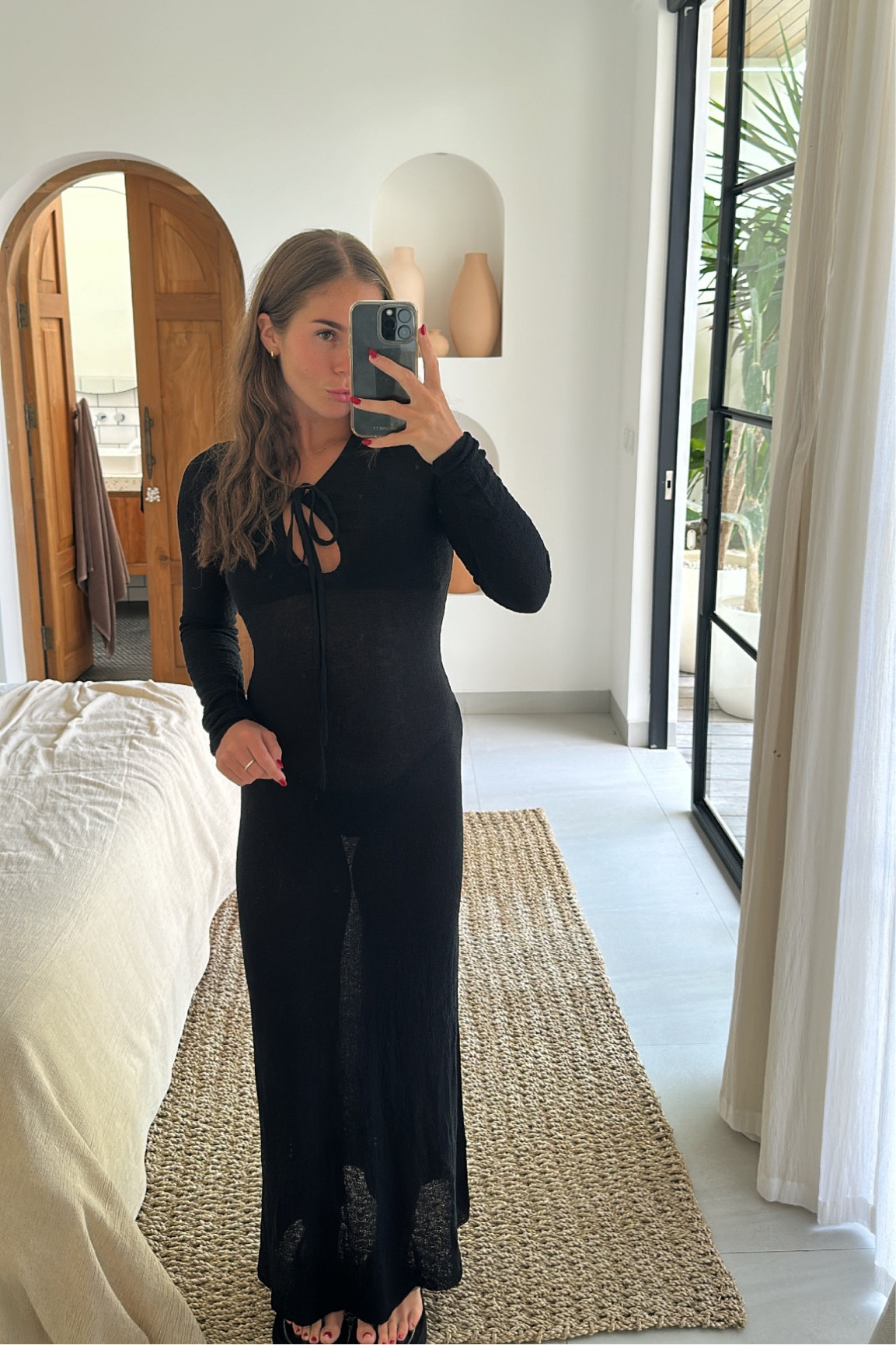Sir the label EMMELINE HALTER LONG SLEEVE DRESS -BLACKK
 


#LTKSeasonal #LTKswim #LTKaustralia