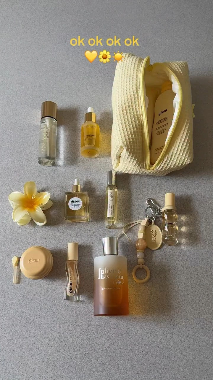 yellow girl summer or pink girl summer. no I will not be choosing.

turns out my entire product collection already picked sides and honestly I respect the commitment 🌸🌼💛🩷

Pink aesthetic . Yellow aesthetic . Butter yellow . Girly aesthetic . Pink Wednesday . Makeup collection . Huda beauty . Gisou . Summer Fridays . Perfume . Ysl beauty . Emi jay .  Glossier . Delina exclusif .