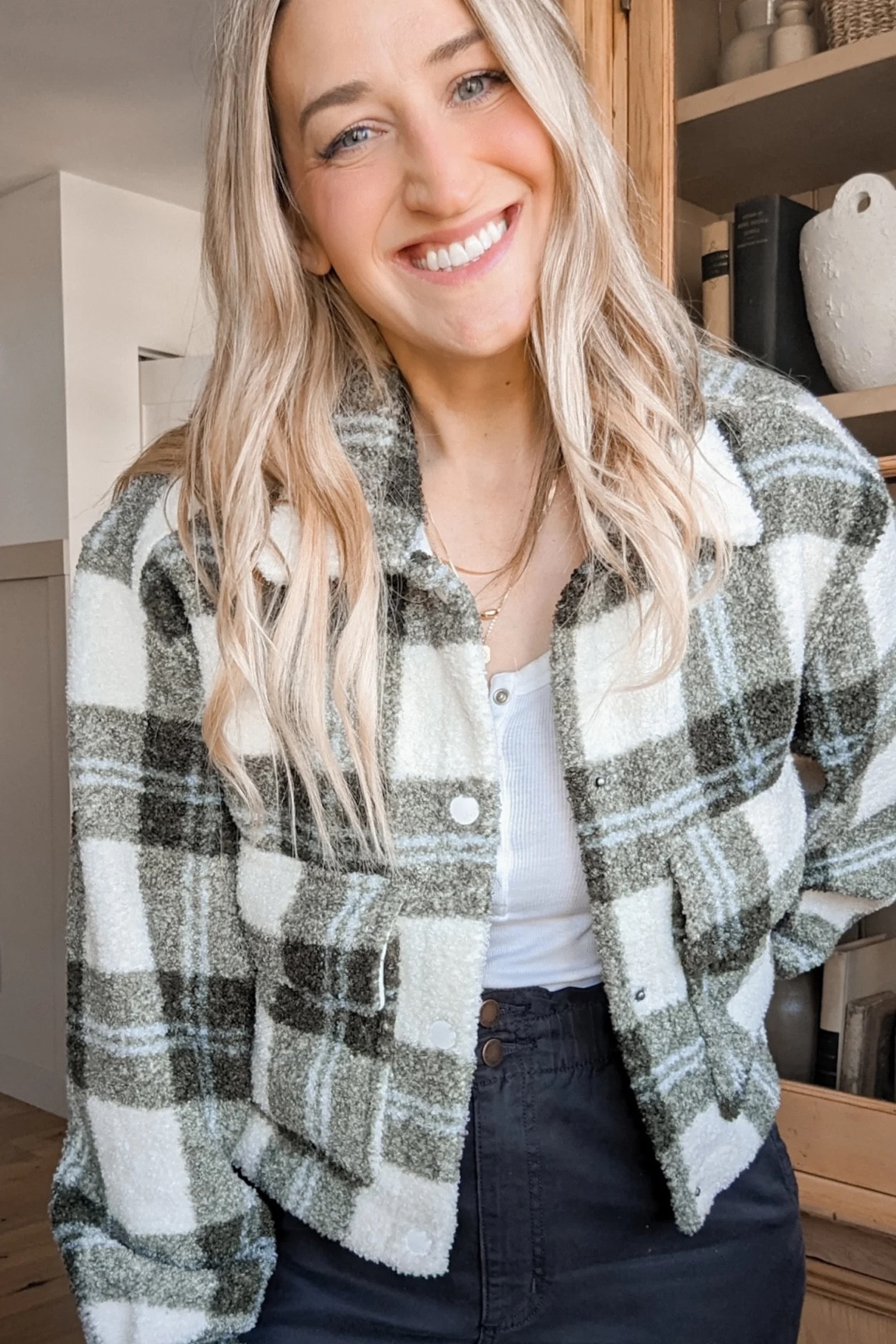 Today’s OOTD! This Abercrombie Shackleton is 15% off! I am loving these casual looks and this layered necklace from Target is an everyday staple!

#LTKstyletip #LTKFind #LTKsalealert