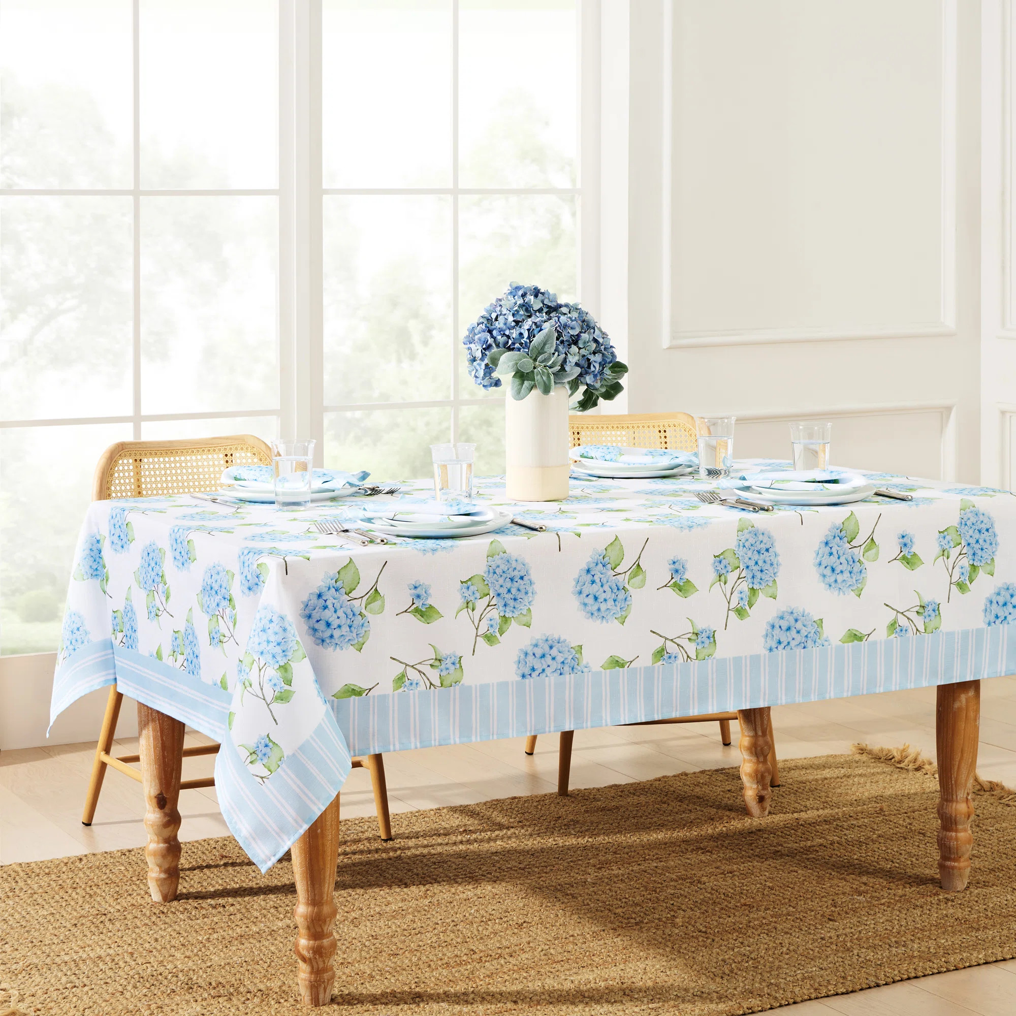 Farrand Nantucket Hydrangea Floral Garden Tablecloth | Wayfair North America
