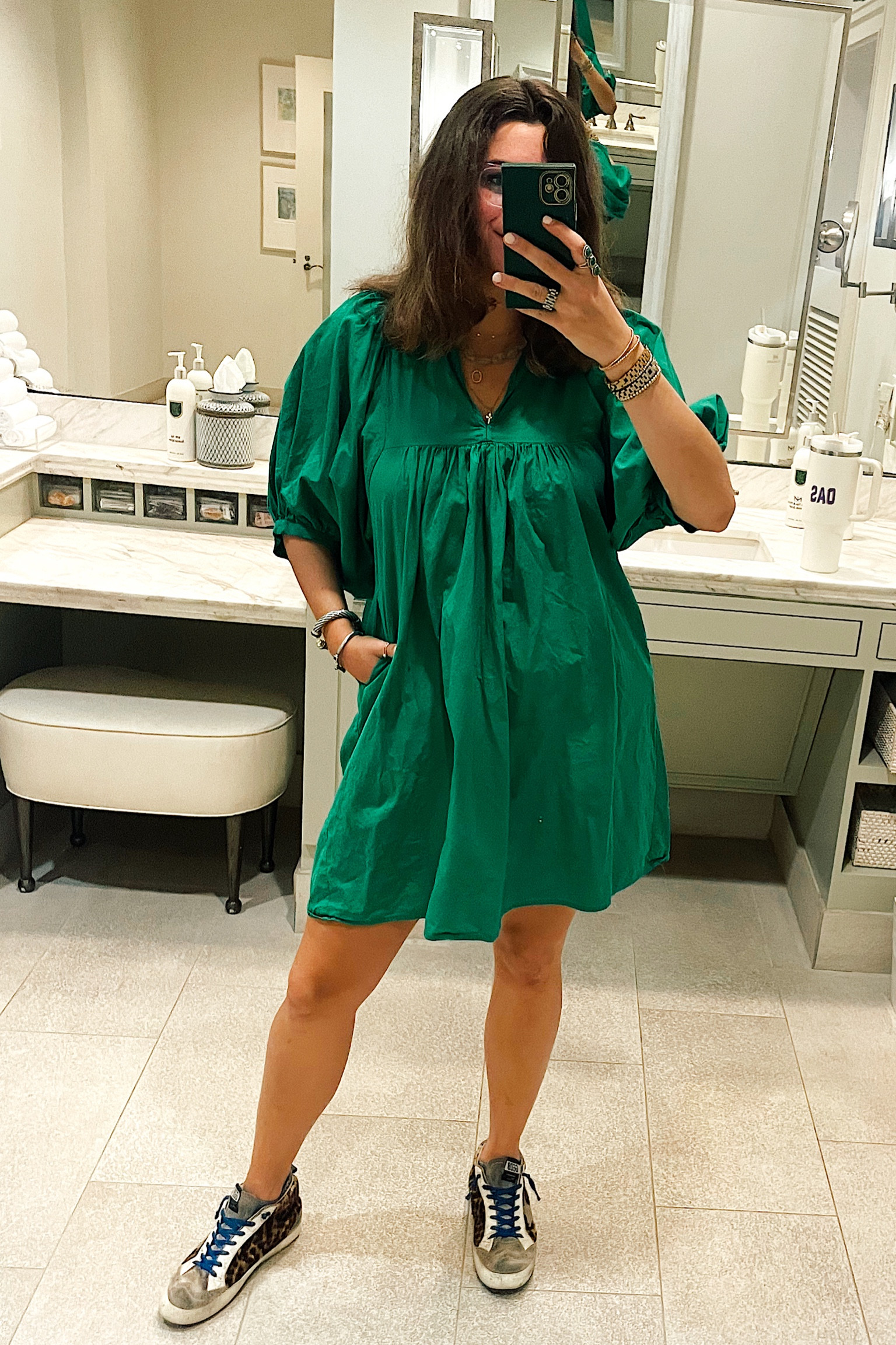 Kelly Green 🤍🌟🥂👗🐸

#LTKSeasonal #LTKstyletip #LTKshoecrush