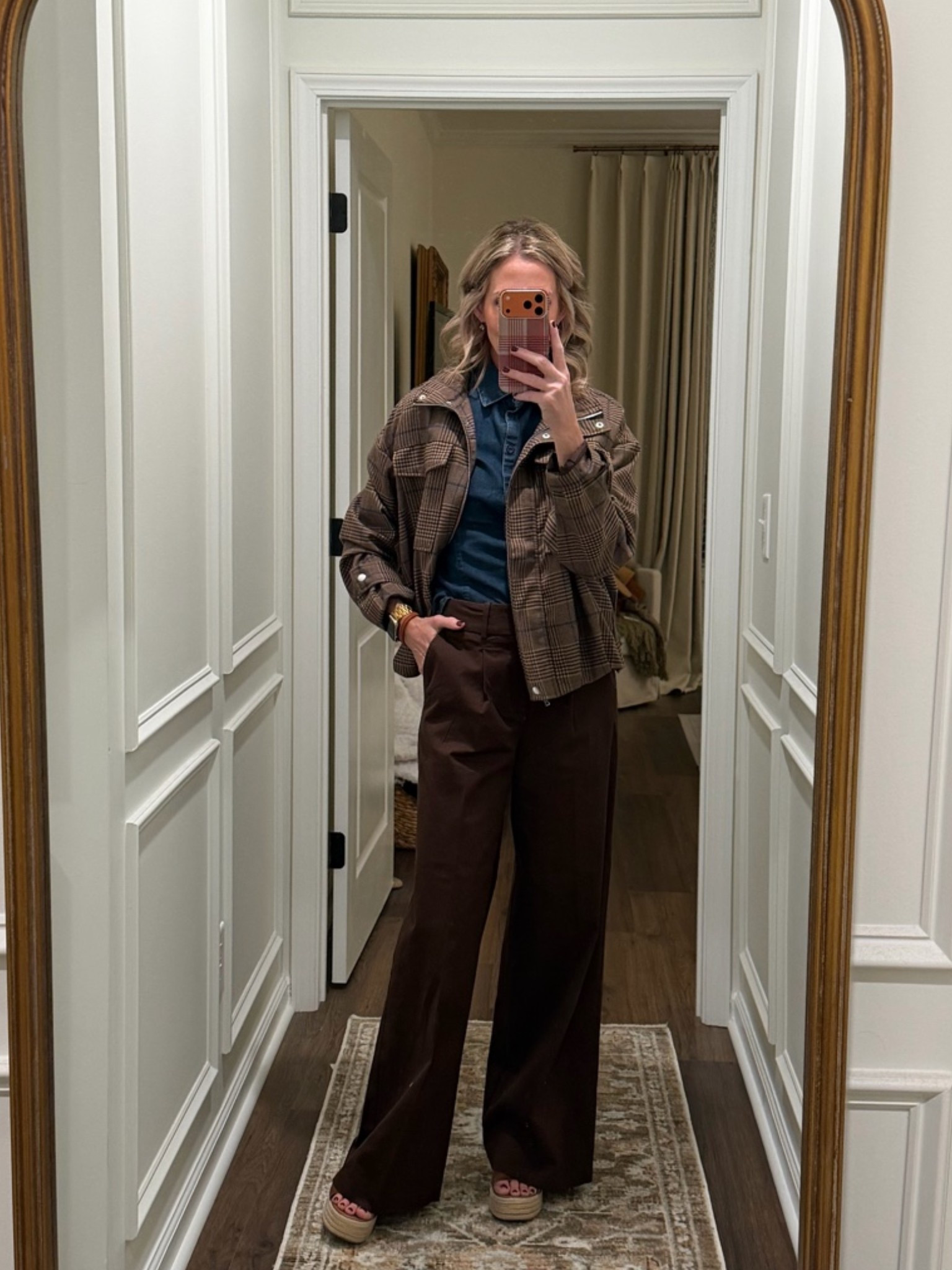 Today’s outfit of the day are these amazing twill pants from Target and fun jacket…. Shirt is @gapstyle