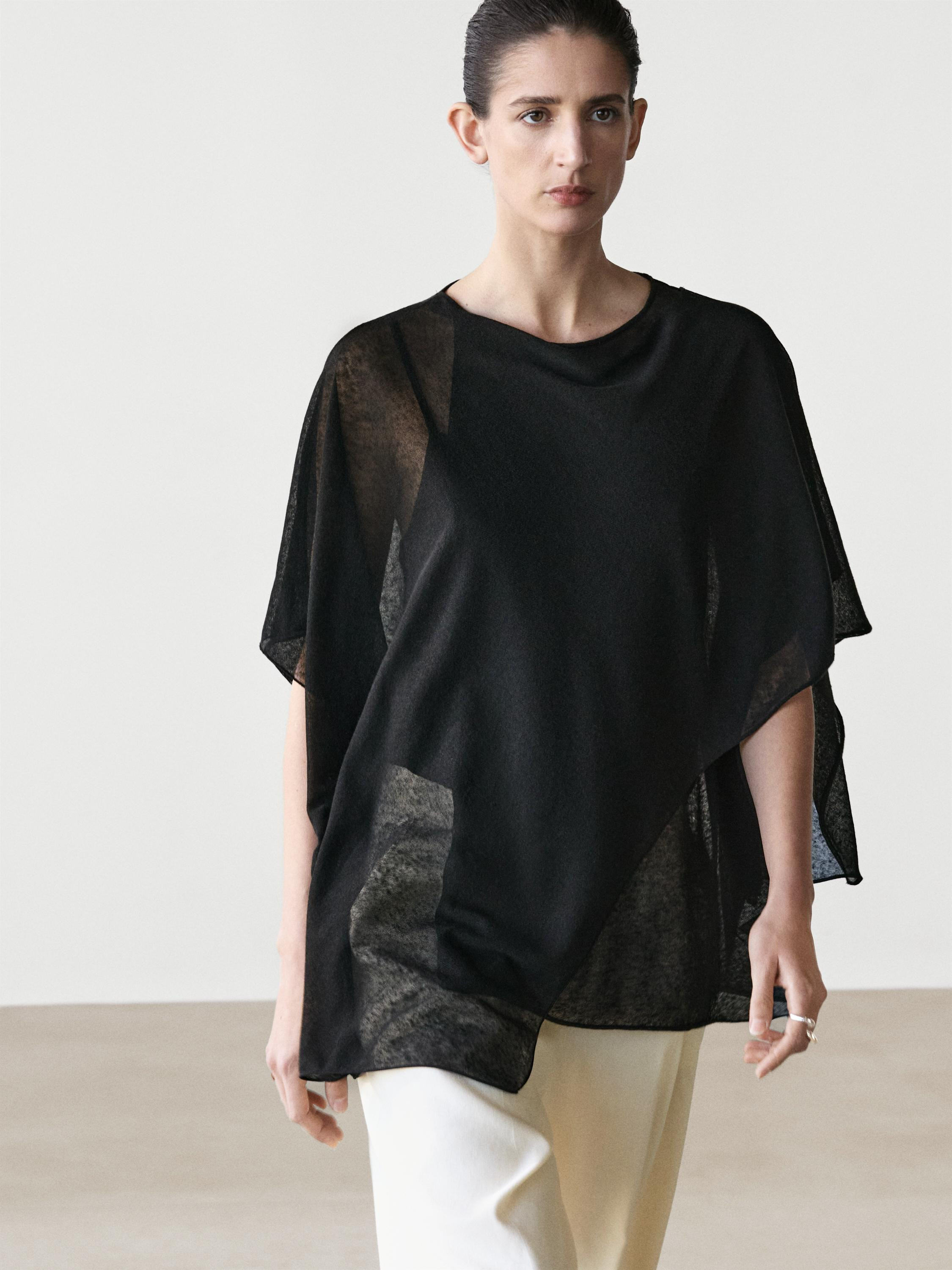 Surplice linen blend cape top | Massimo Dutti UK