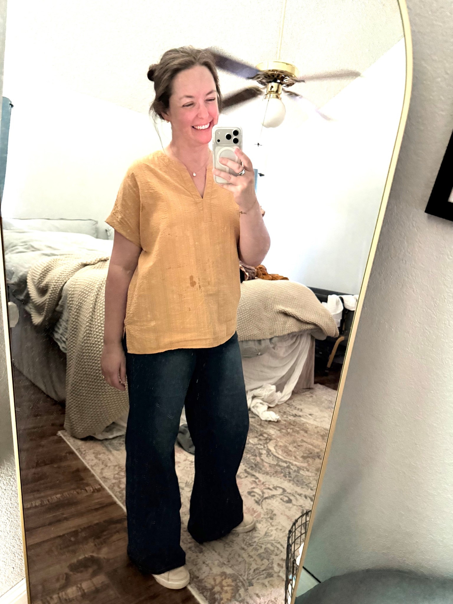 stretchy and comfy jeans.💙cue Regina George saying, “these sweatpants are all that fits me right now.” 

#LTKStyleTip #LTKFindsUnder50 #LTKFindsUnder100